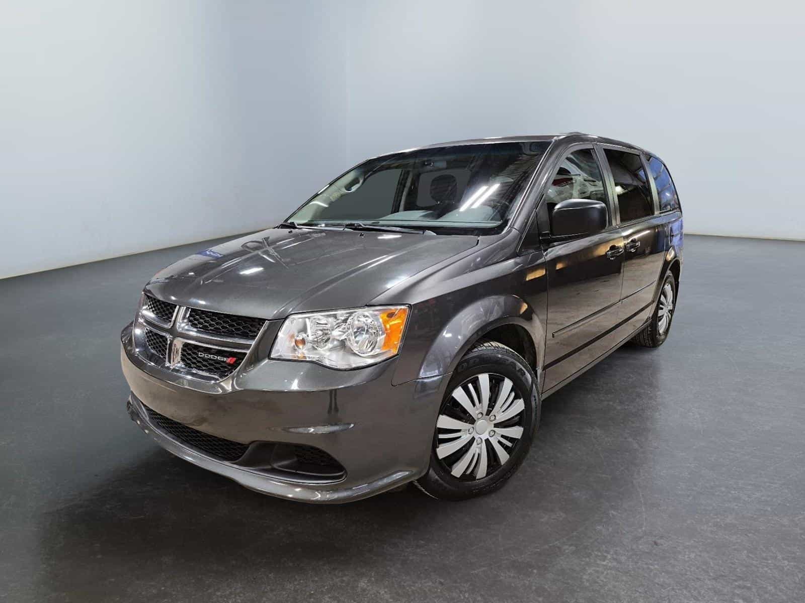 2017 Dodge Grand Caravan SXT - Image 1