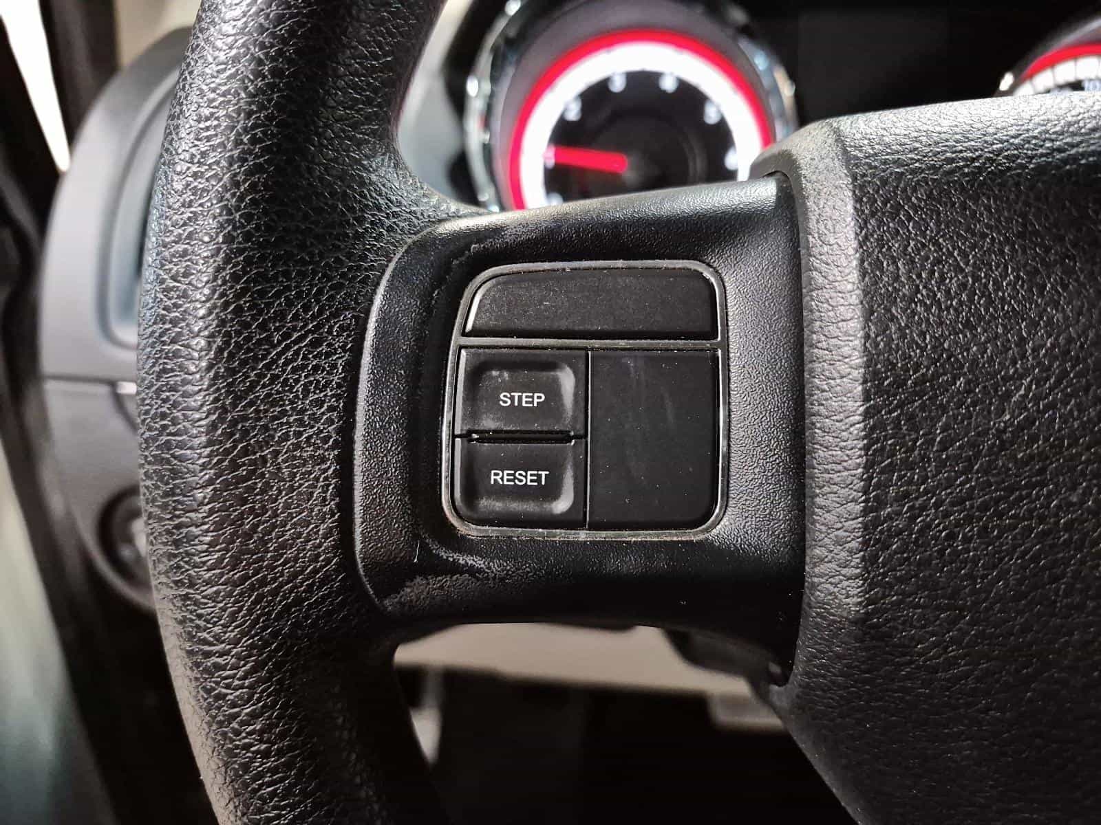 2017 Dodge Grand Caravan SXT - Image 22