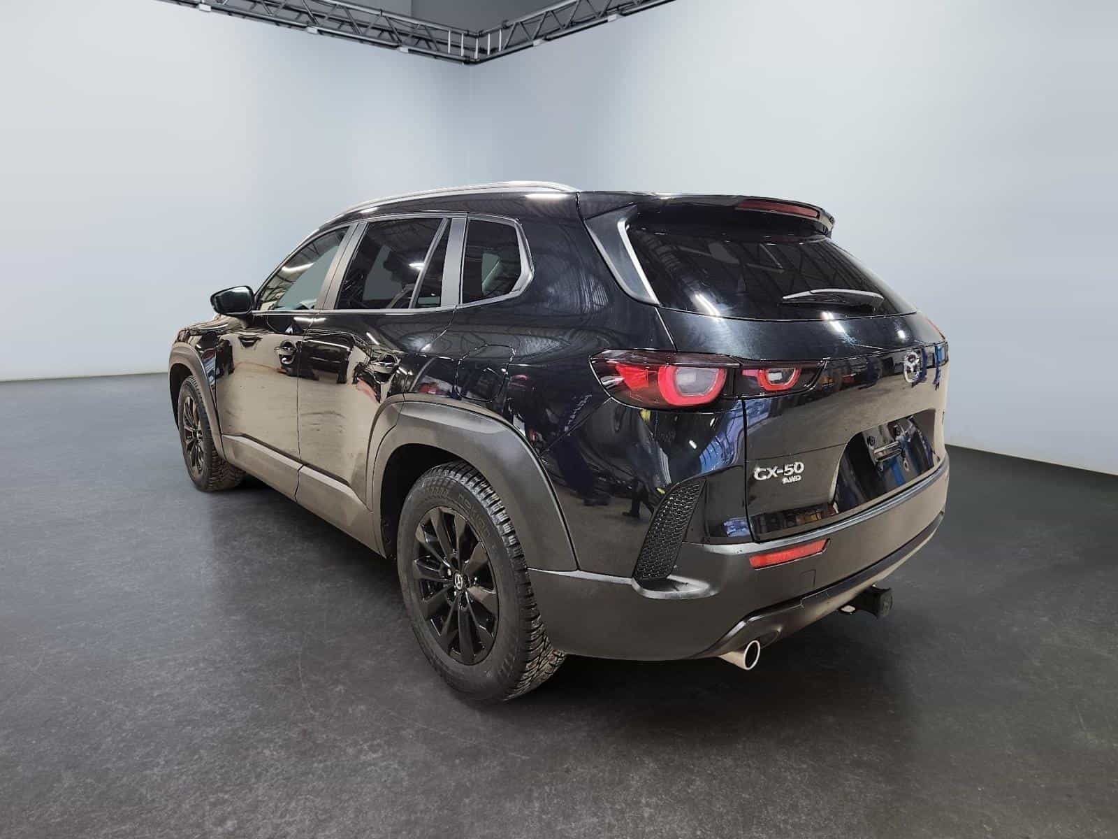 2024 Mazda CX-50 GS-L - Image 12