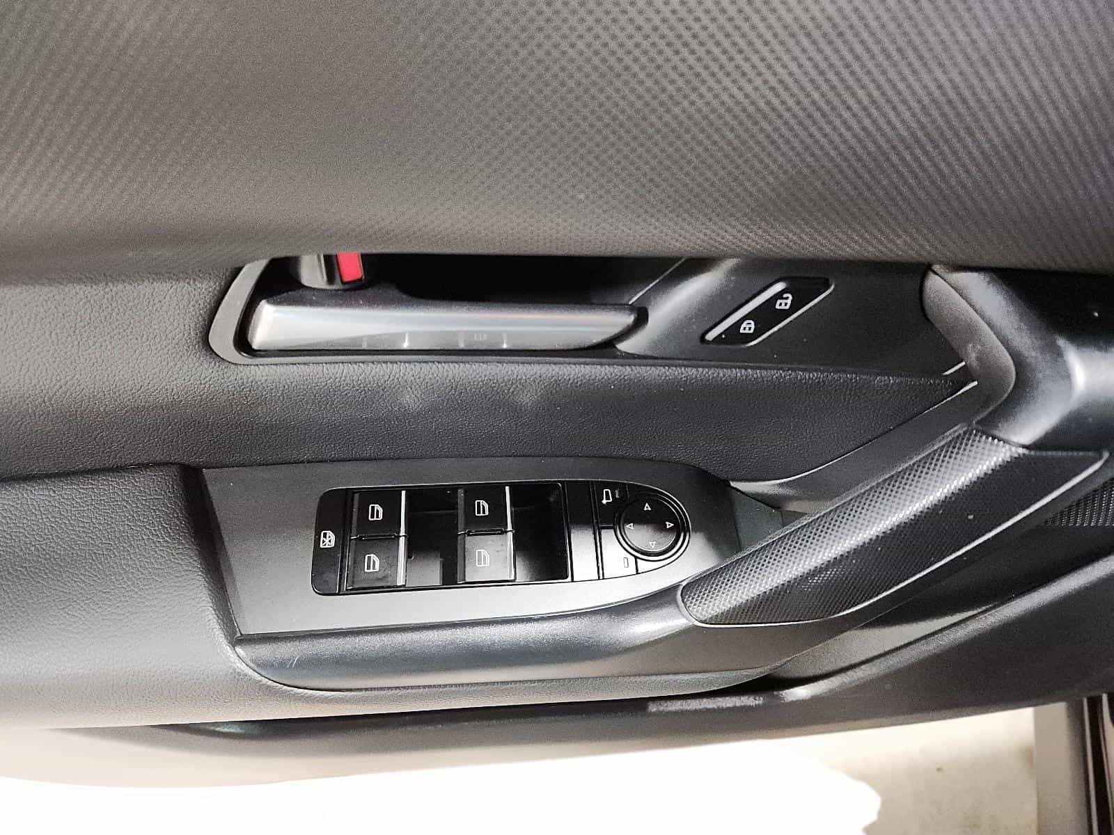 2024 Mazda CX-50 GS-L - Image 19