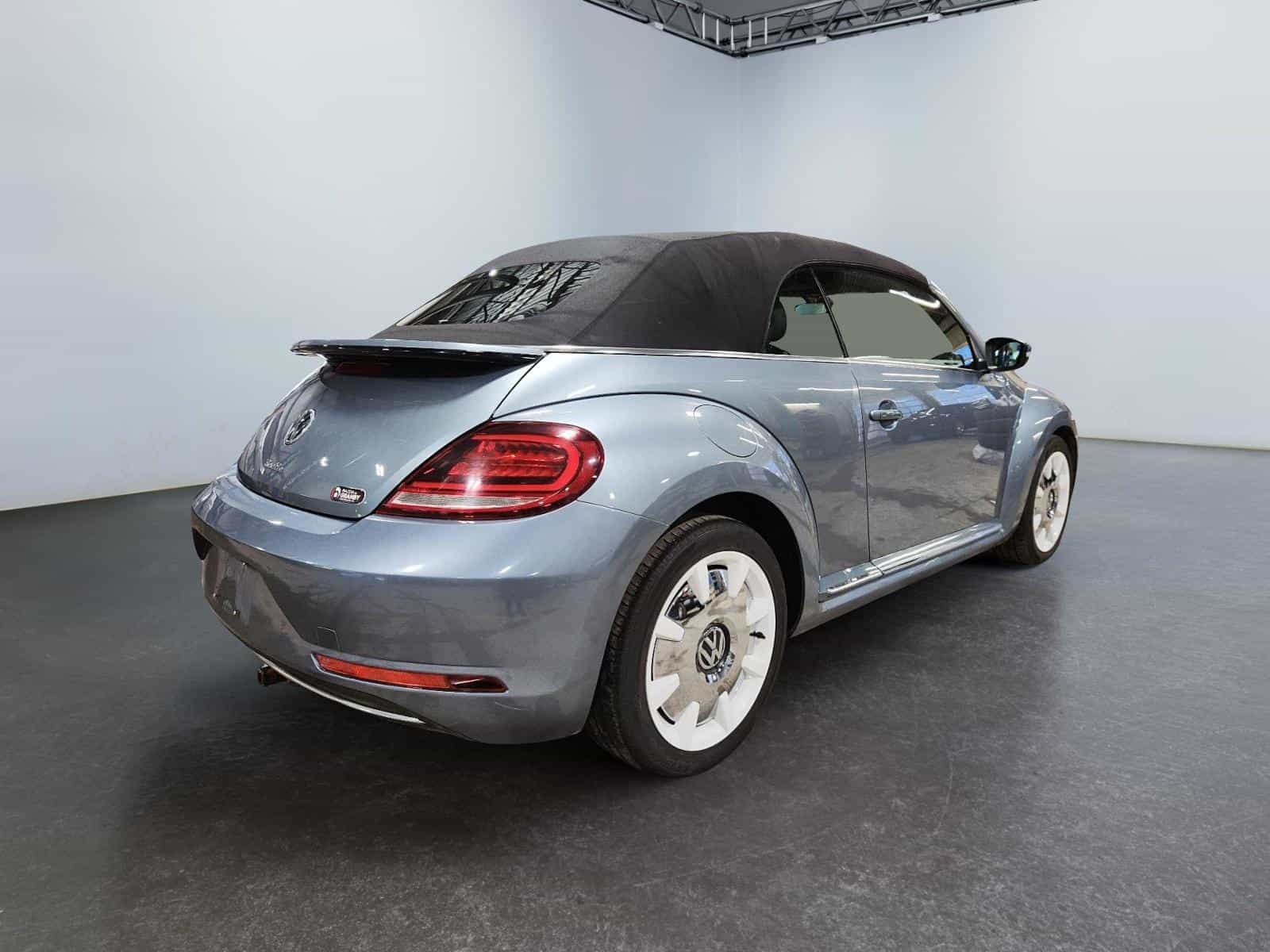 2019 Volkswagen Beetle Wolfsburg Ed - Image 9