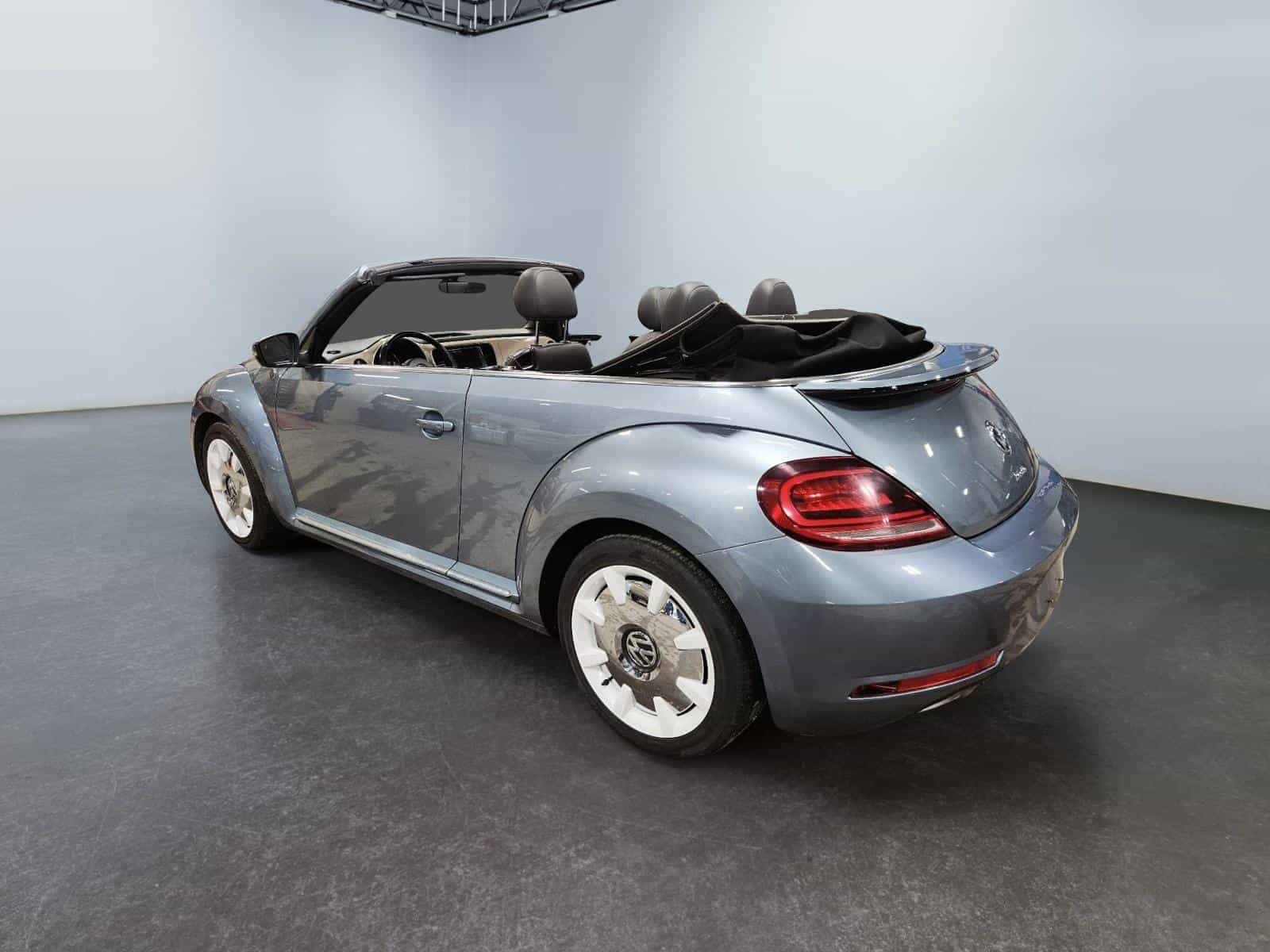 2019 Volkswagen Beetle Wolfsburg Ed - Image 15