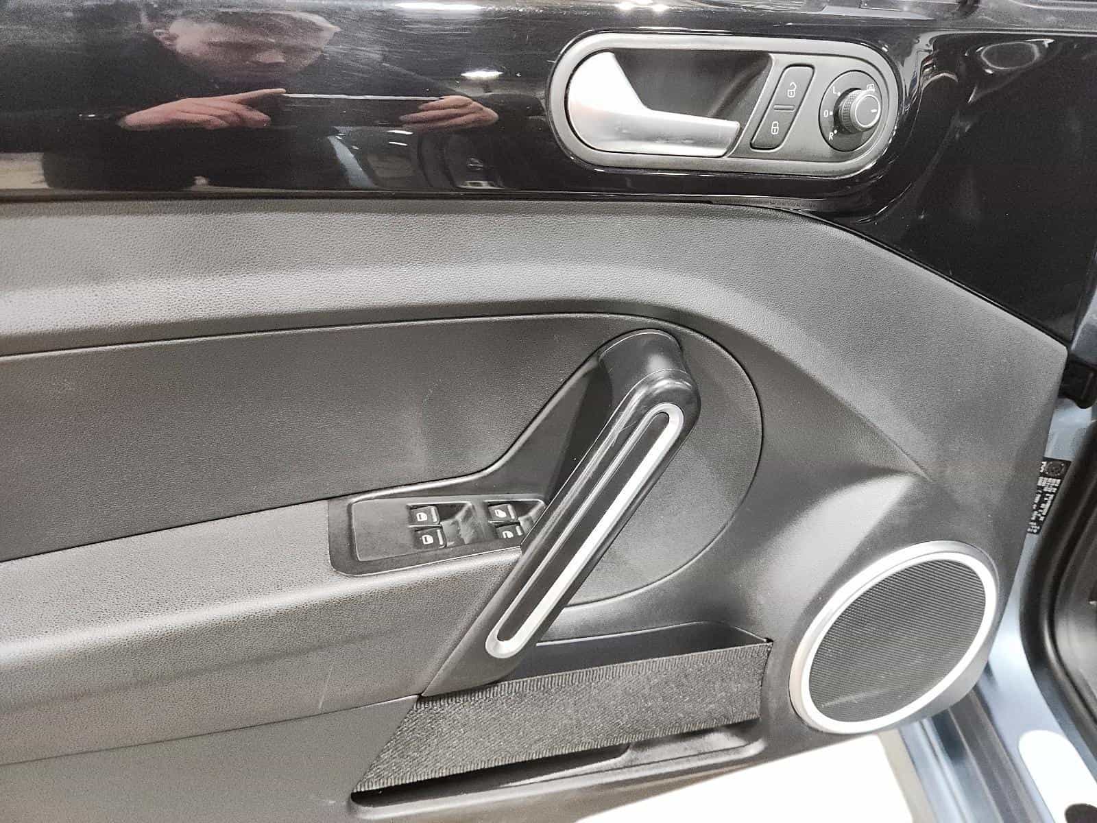 2019 Volkswagen Beetle Wolfsburg Ed - Image 20