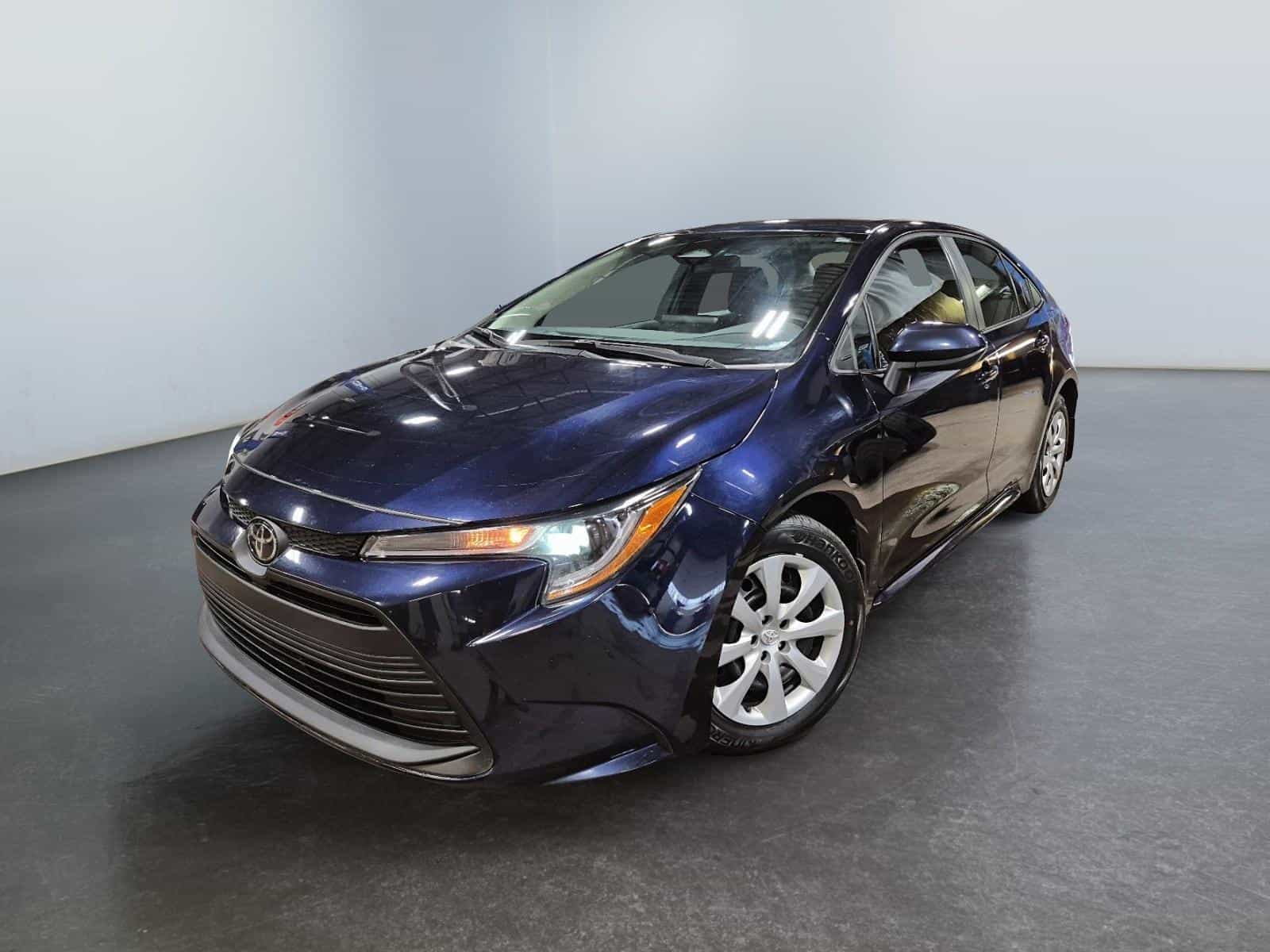 2023 Toyota Corolla LE - Image 1