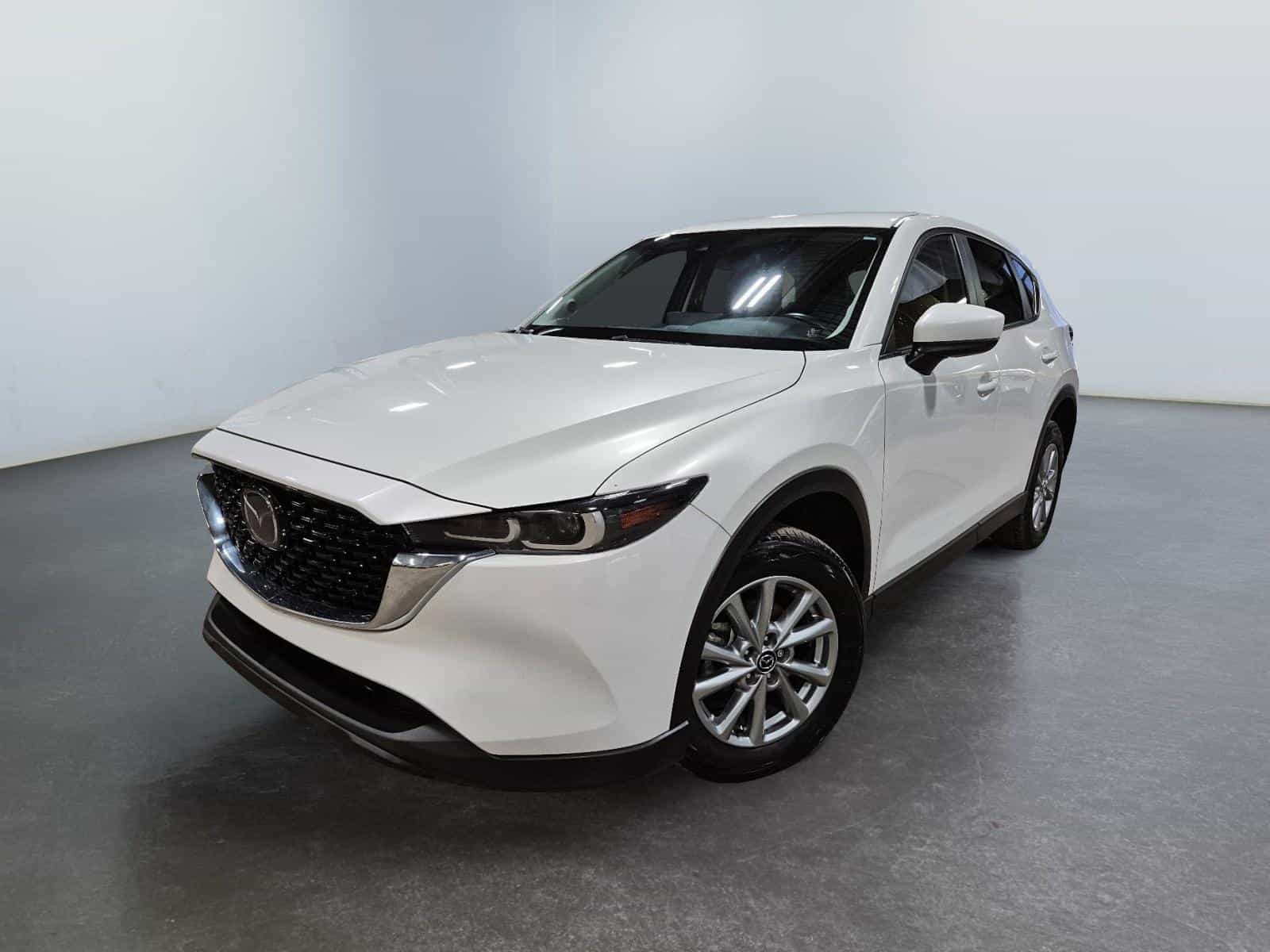 2024 Mazda CX-5 GS - Image 1
