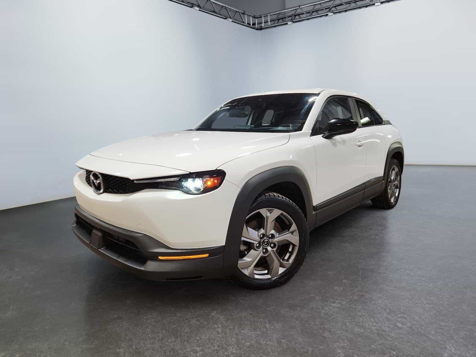 2022 Mazda MX-30 GS - Image 1