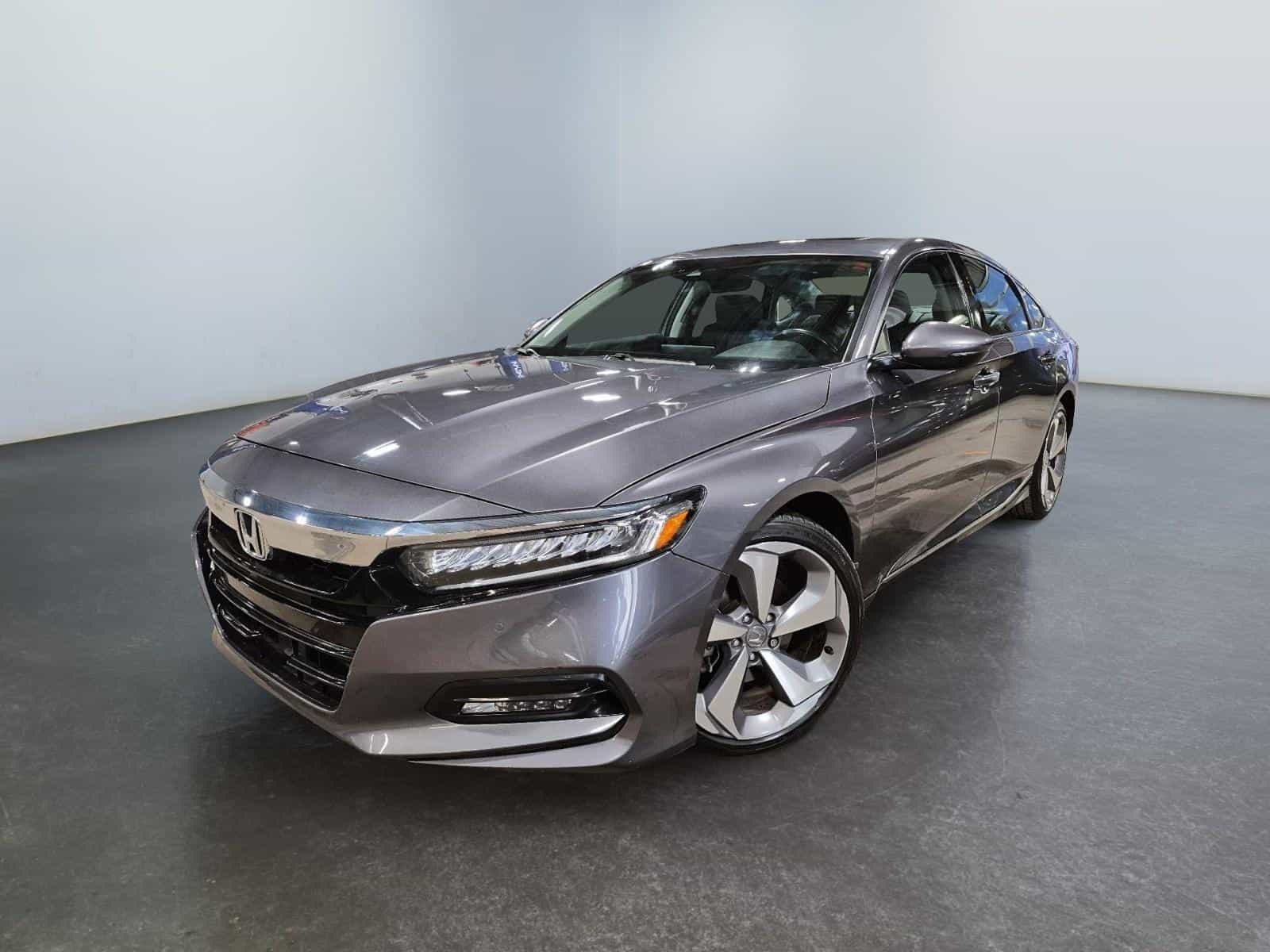 2020 Honda Accord Touring - Image 1