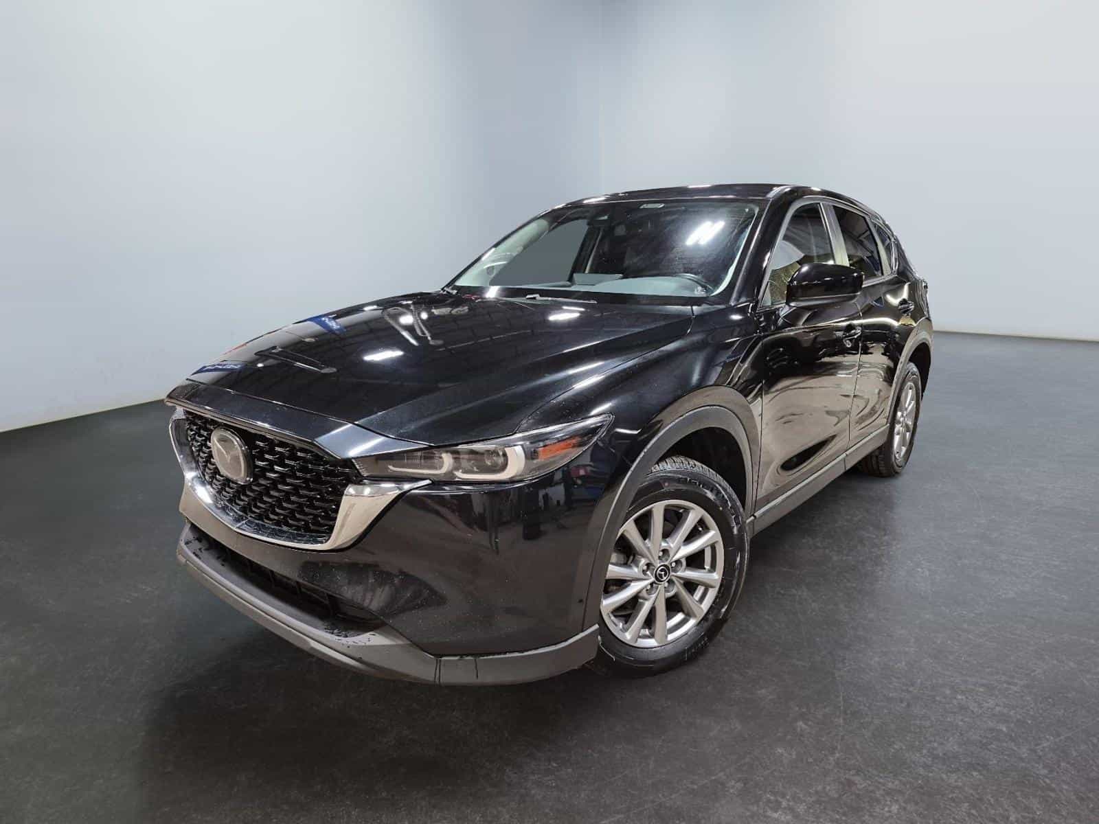 2022 Mazda CX-5 GS - Image 1