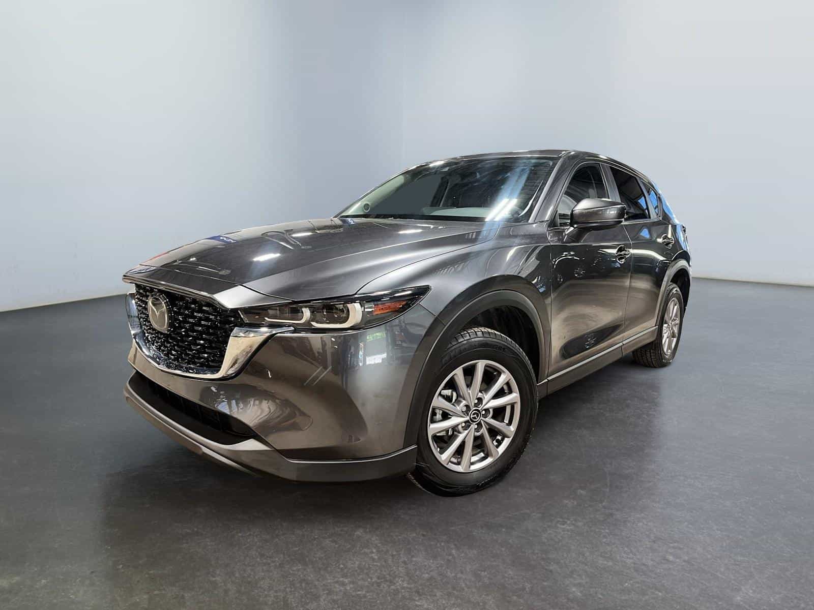 2025 Mazda CX-5 GS AWD - Image 1
