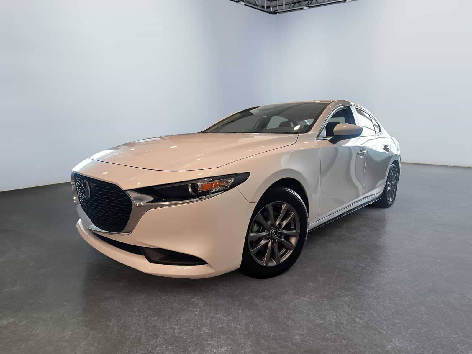 2025 Mazda Mazda3 GS Luxury - Image 1
