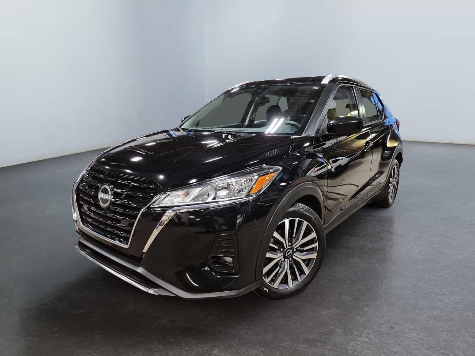 2024 Nissan Kicks SV - Image 1