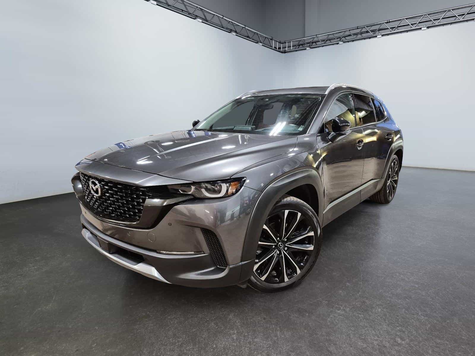 2024 Mazda CX-50 GT w/Turbo - Image 1