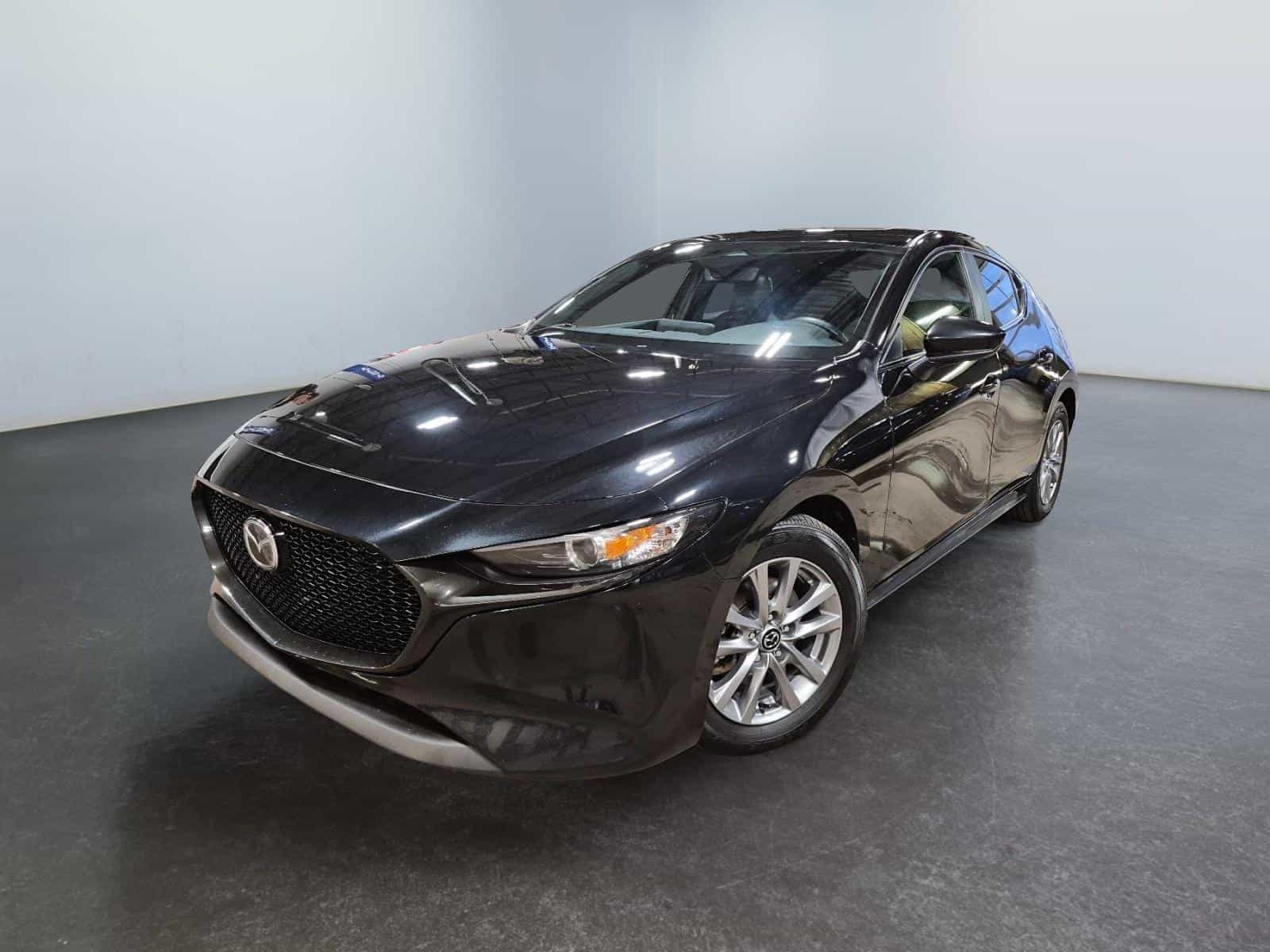 2024 Mazda Mazda3 Sport GS Luxury - Image 1