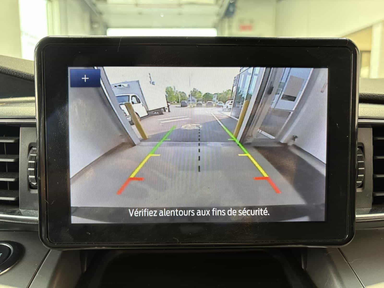 Image 20 Ford Explorer XLT 2022