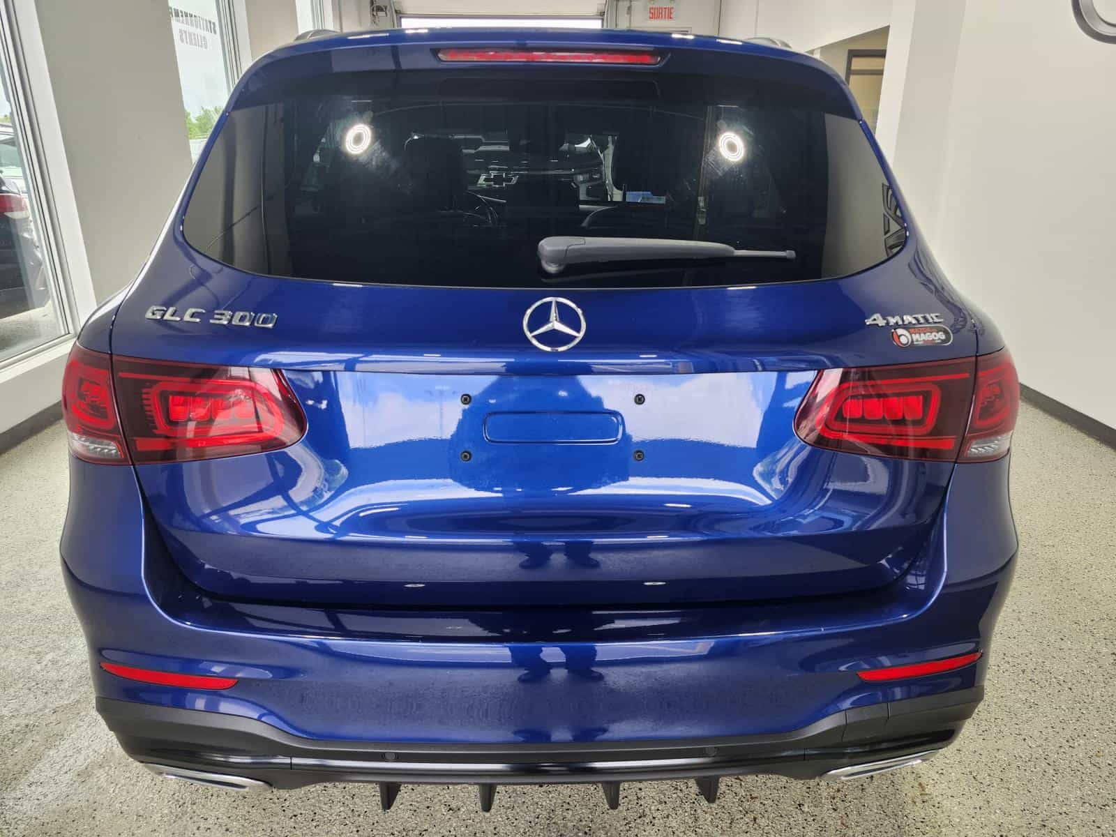 2020 Mercedes-Benz GLC-Class GLC300 - Image 4