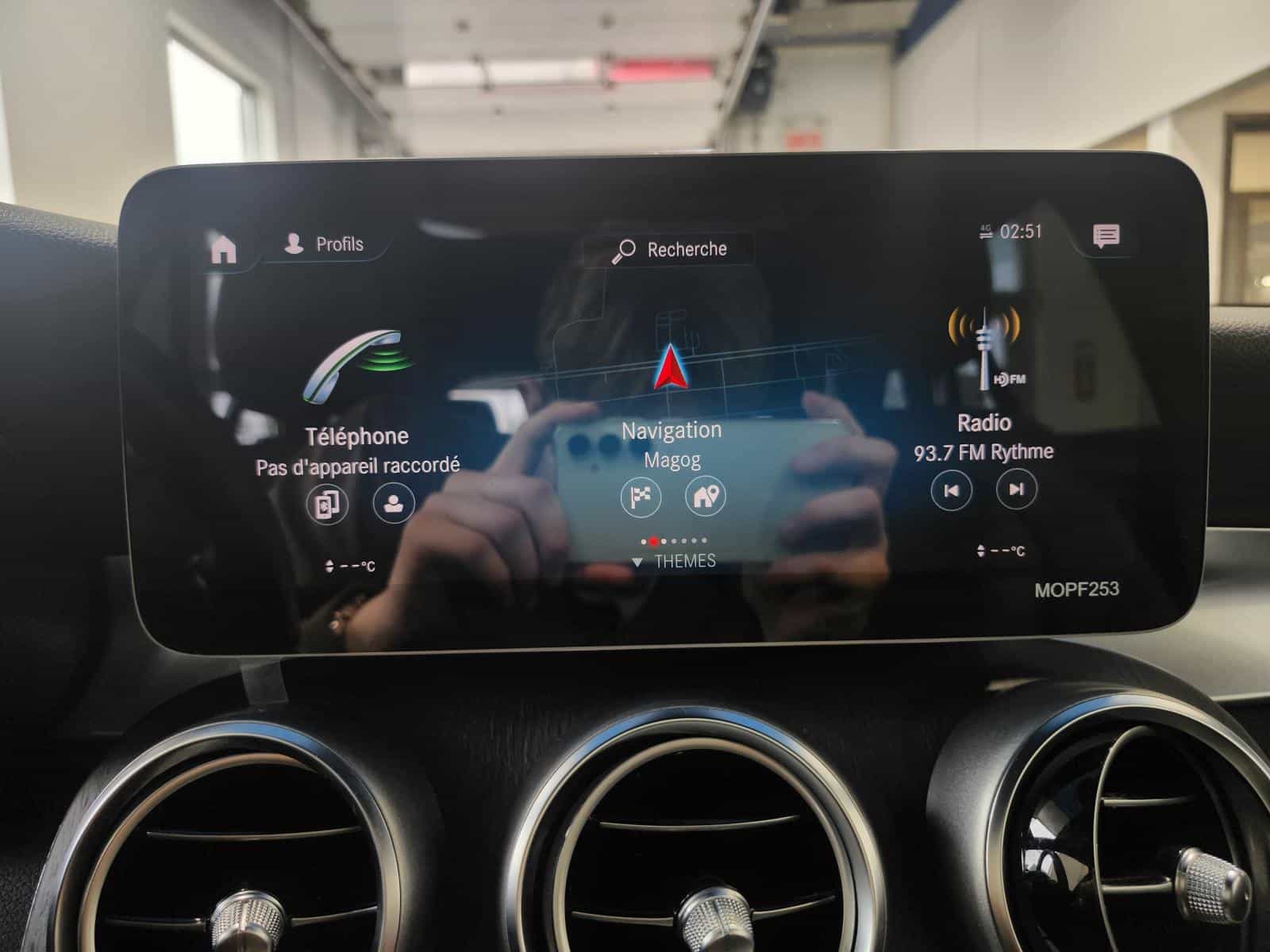 2020 Mercedes-Benz GLC-Class GLC300 - Image 19