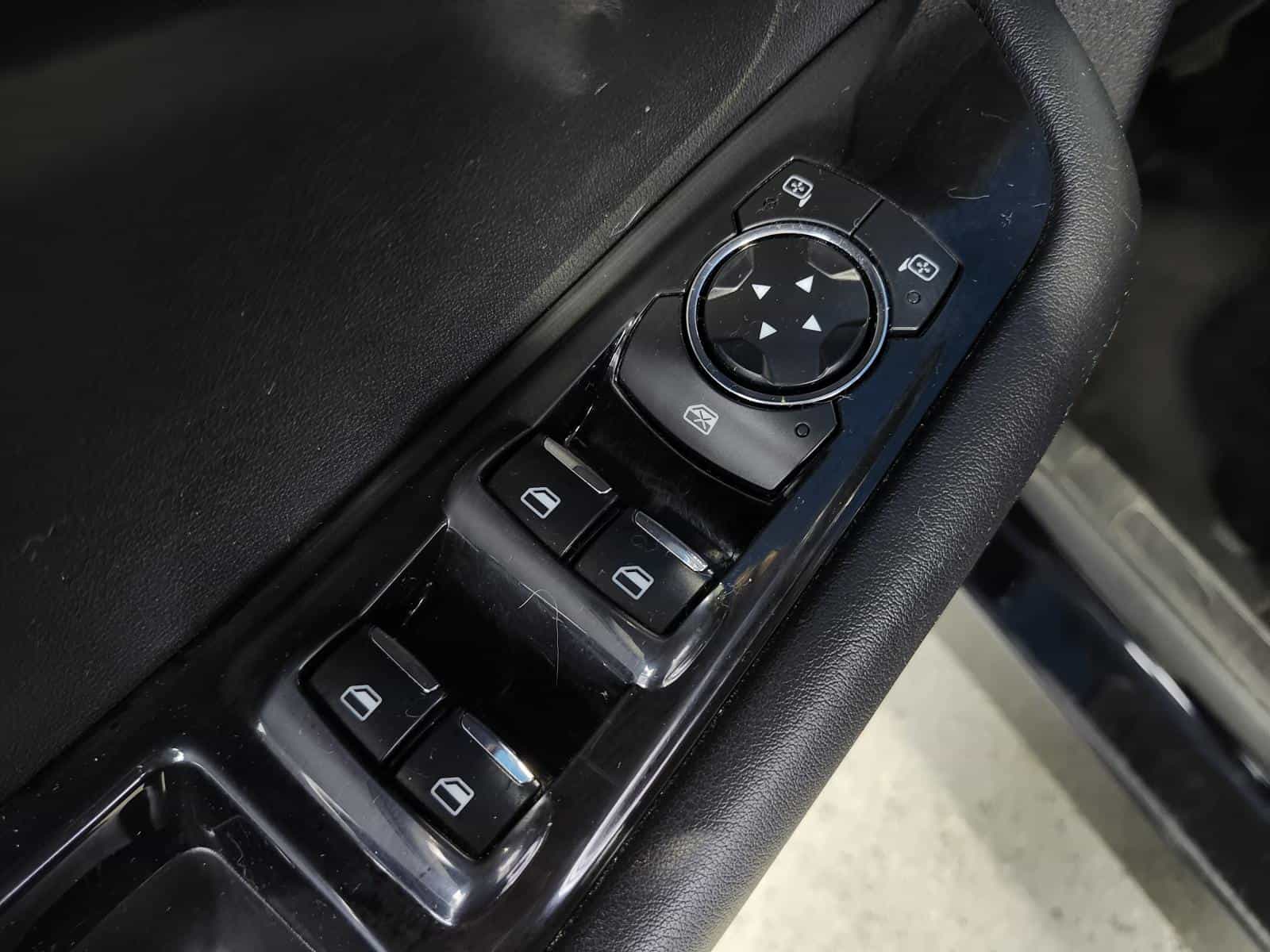 Image 13 Ford Edge SEL 2020