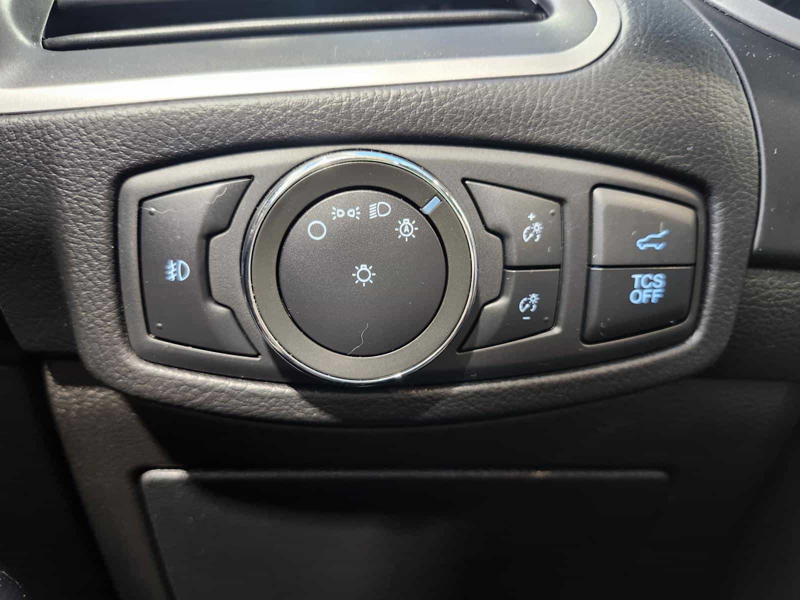 2020 Ford Edge SEL - Image 14