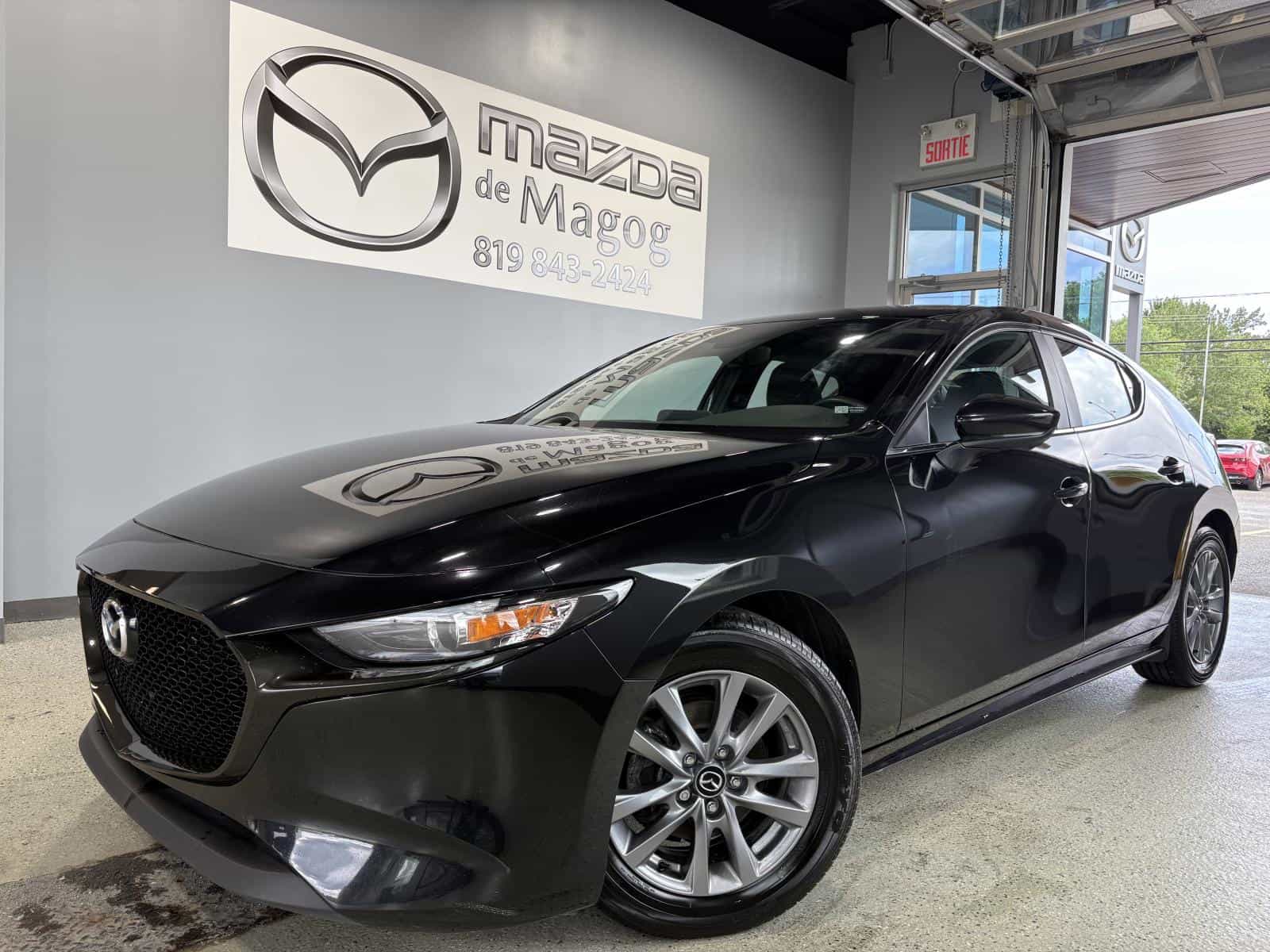 2023 Mazda Mazda3 Sport GX - Image 1