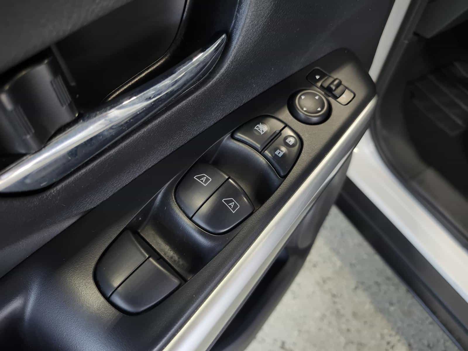 Image 13 Nissan Kicks SR 2020