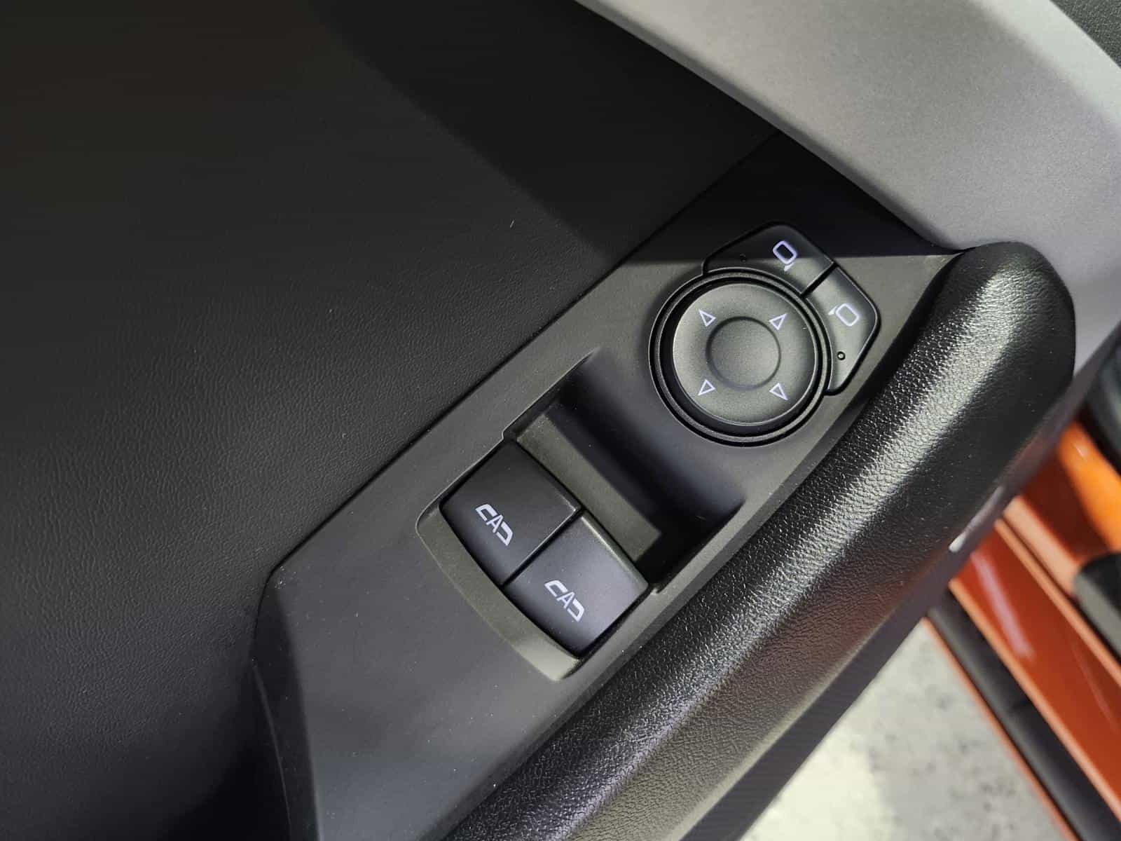 Image 13 Chevrolet Camaro 1LT 2022