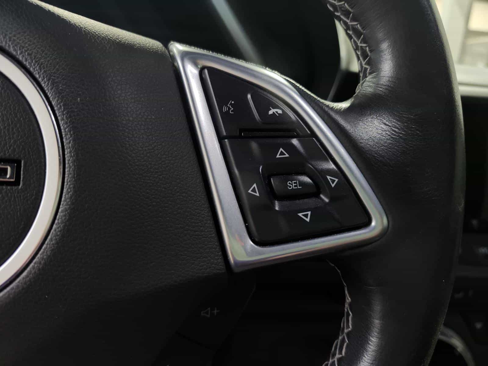 2022 Chevrolet Camaro 1LT - Image 16