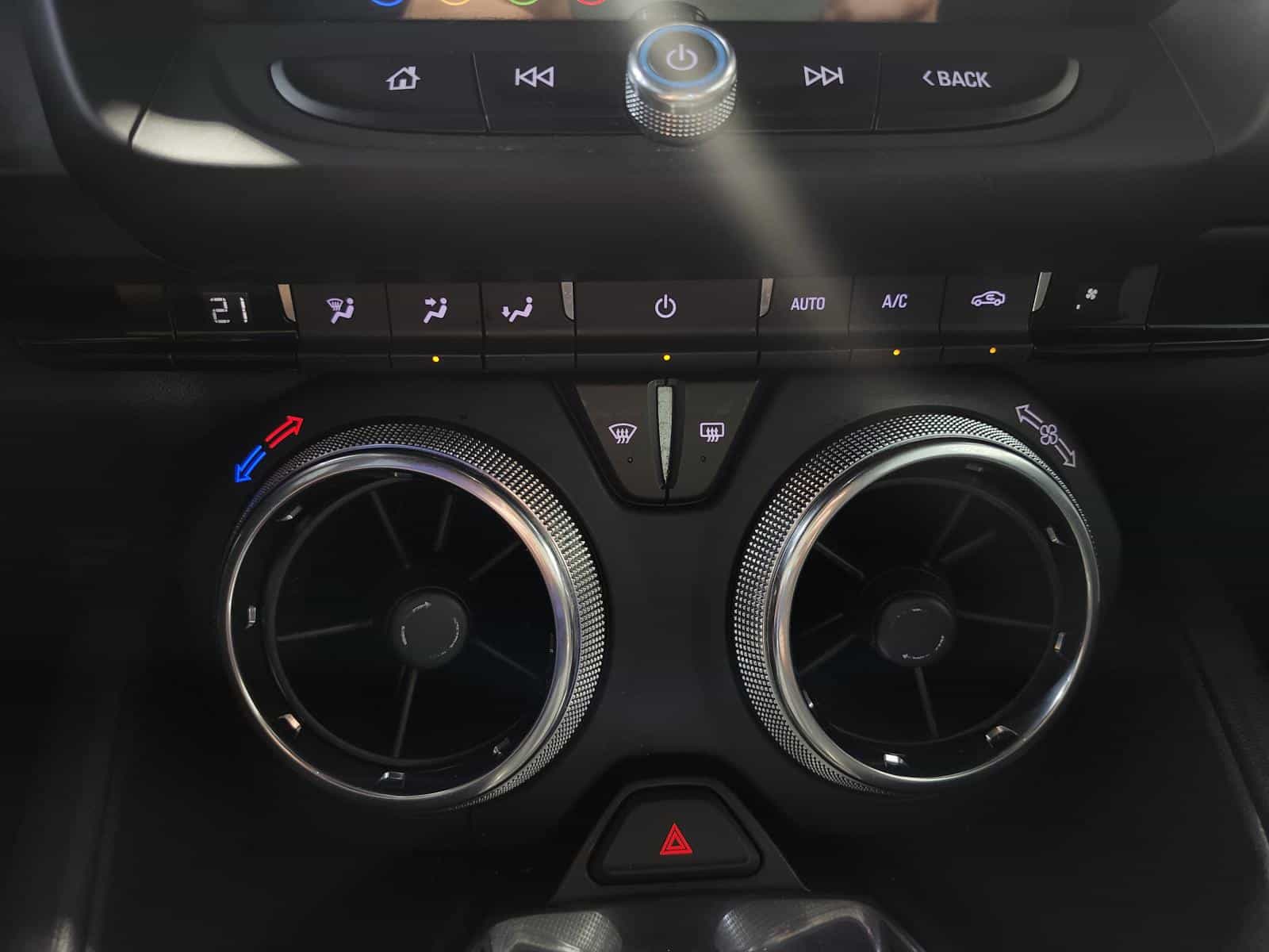 2022 Chevrolet Camaro 1LT - Image 20