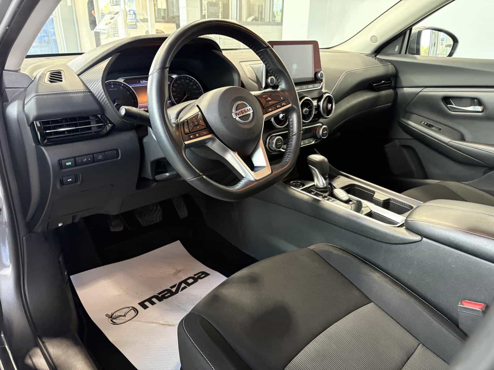 2020 Nissan Sentra SV - Image 10