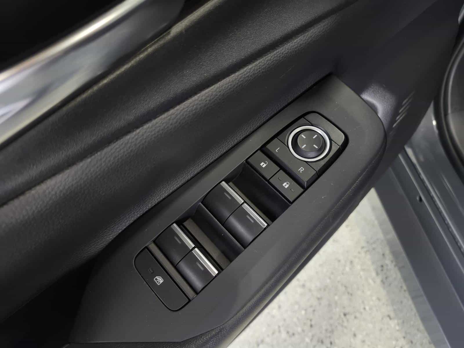 Image 16 Toyota Prius Prime XSE Premium 2023