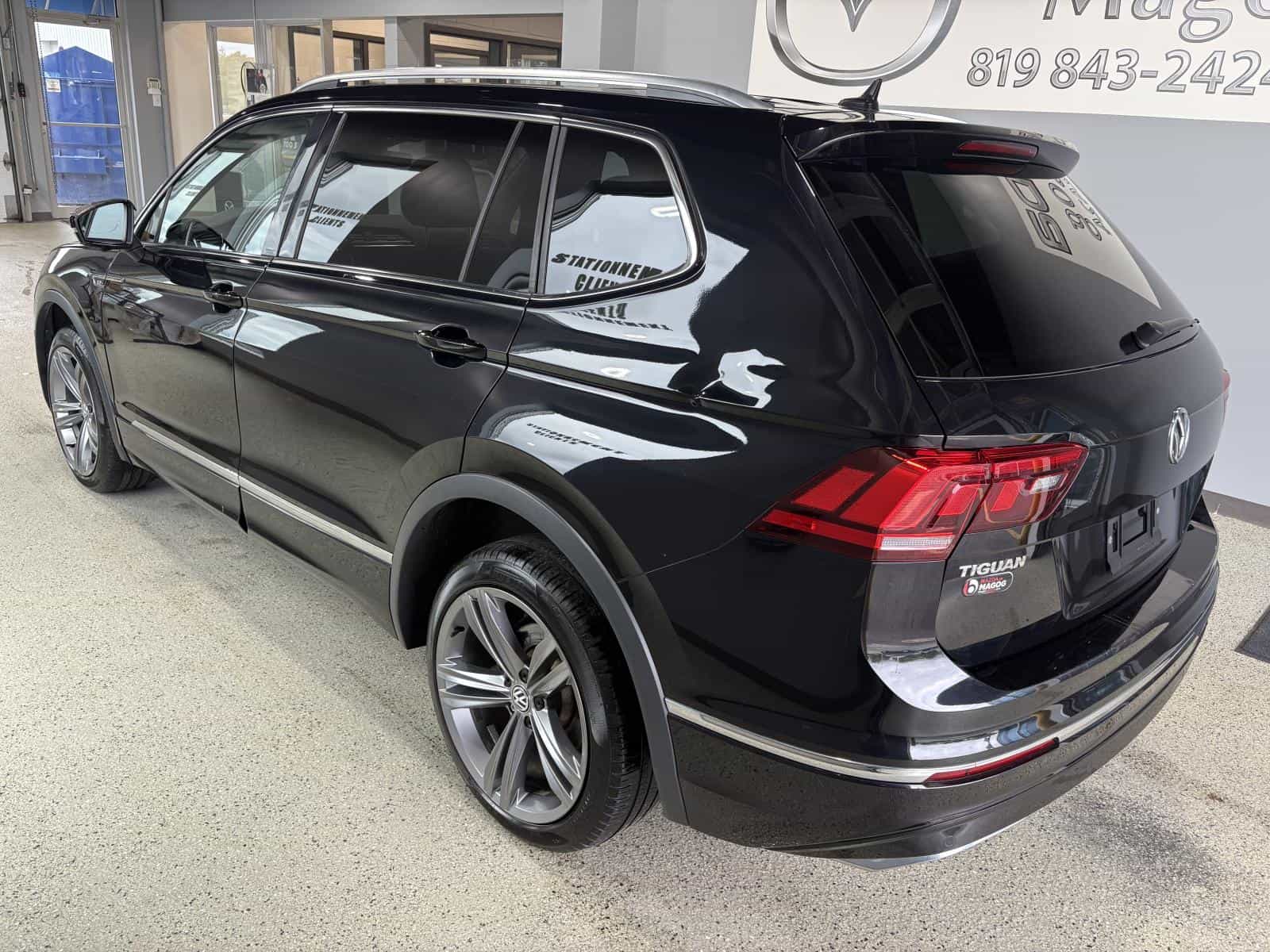 2021 Volkswagen Tiguan Highline - Image 3