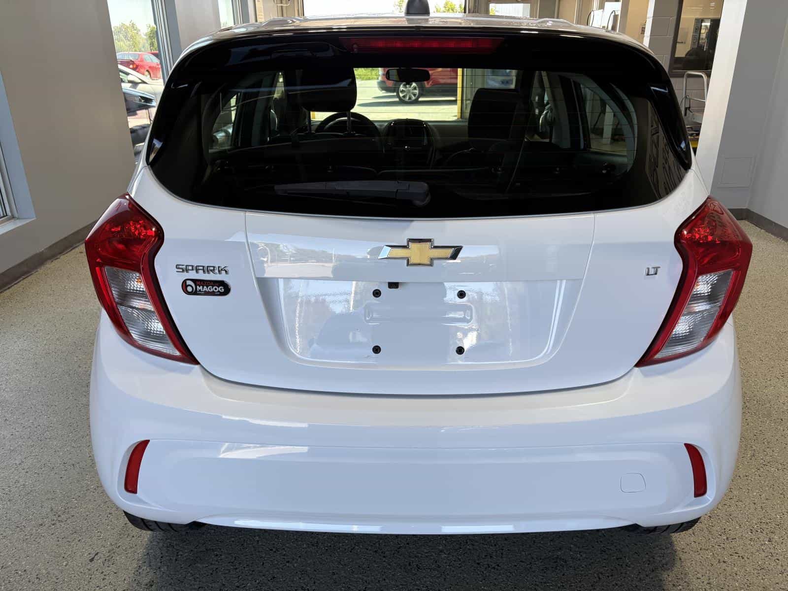 Image 4 Chevrolet Spark 1LT 2020