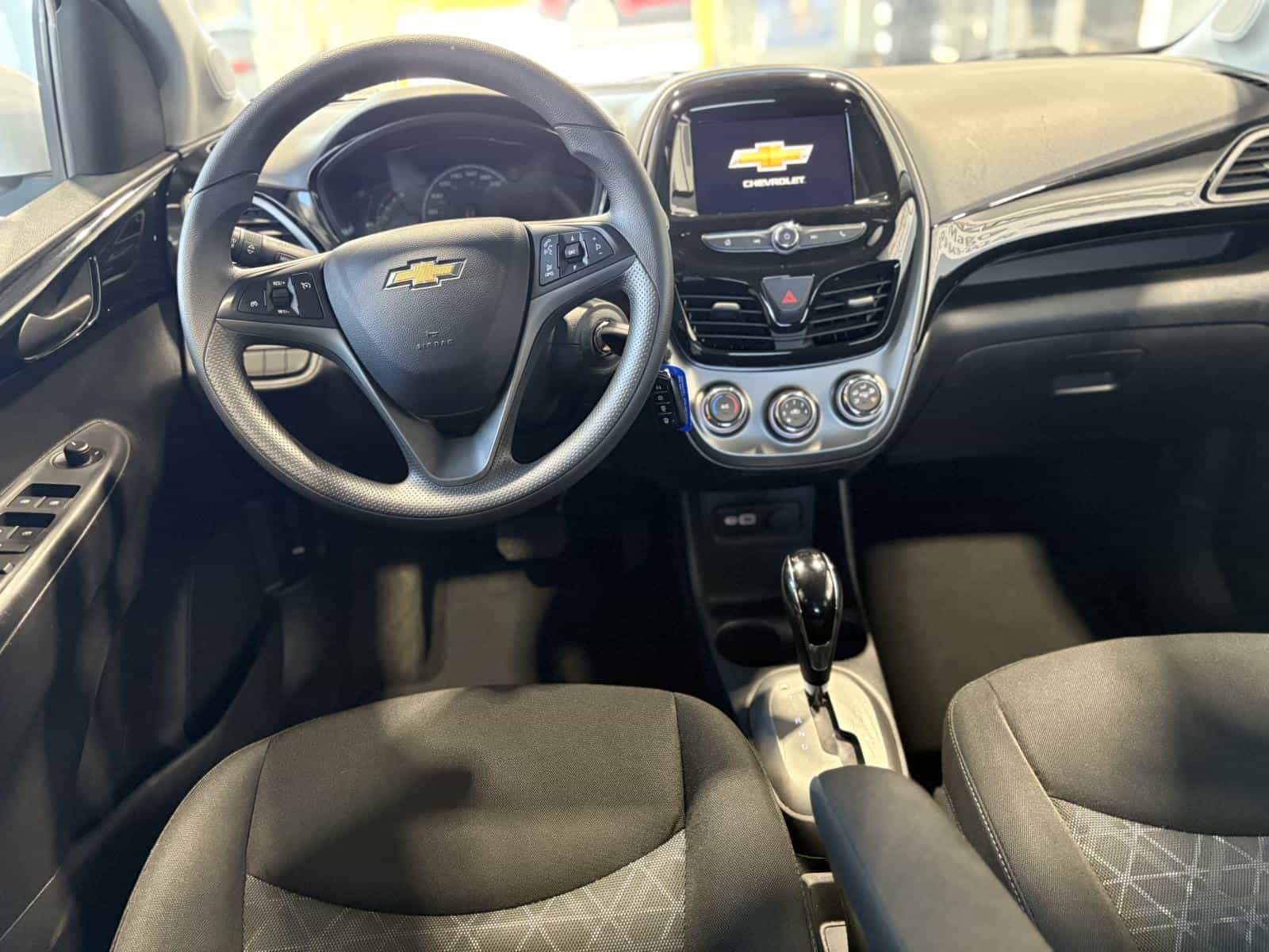 Image 12 Chevrolet Spark 1LT 2020