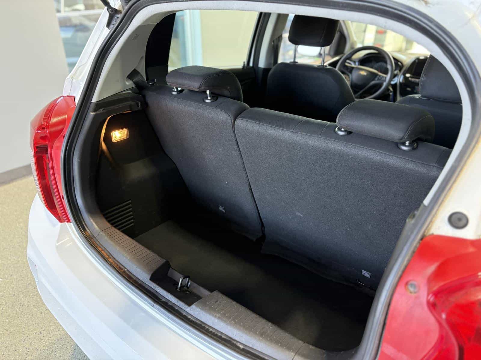 Image 25 Chevrolet Spark 1LT 2020