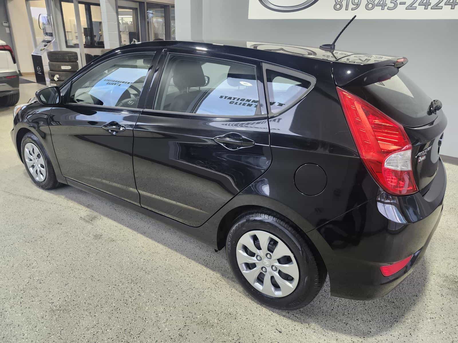 2017 Hyundai Accent GL - Image 3