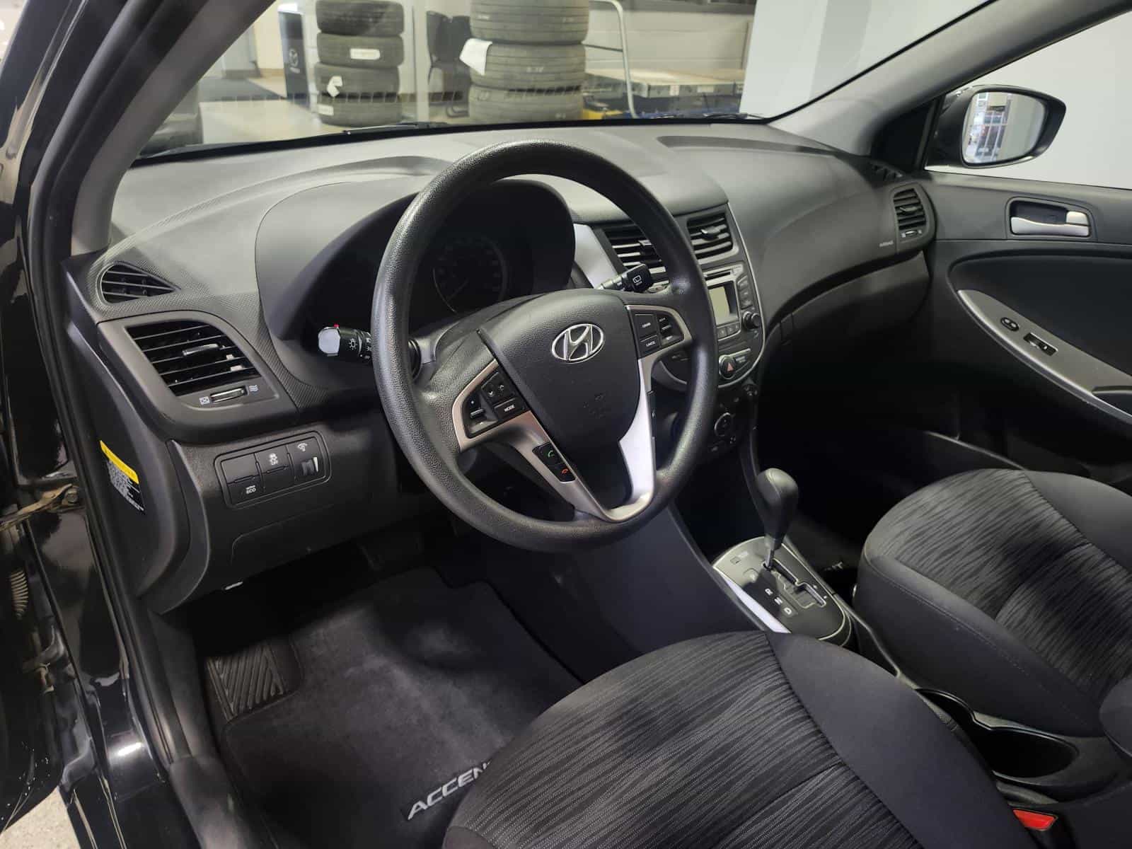 2017 Hyundai Accent GL - Image 9