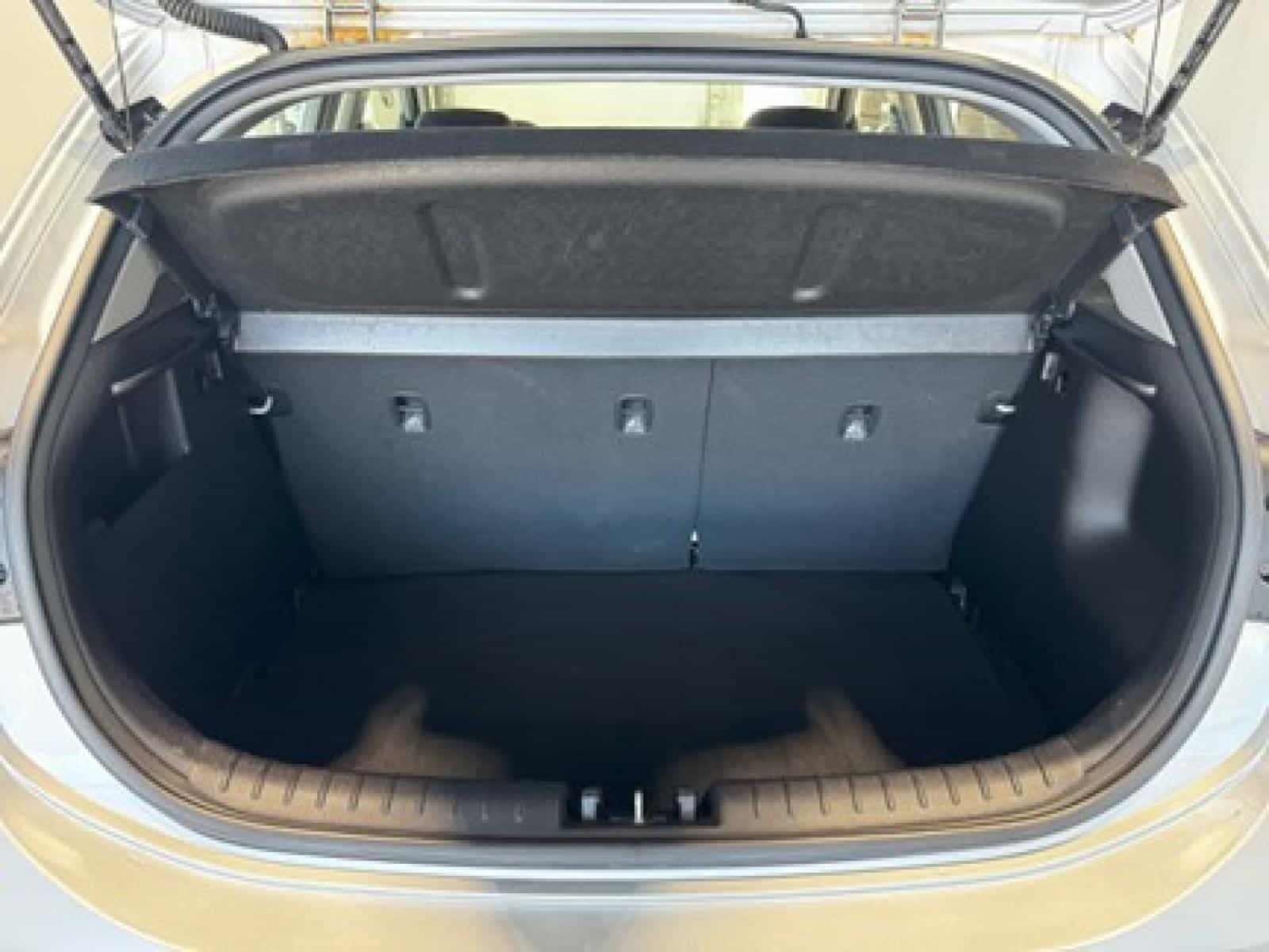 Image 26 Kia Rio EX 2018