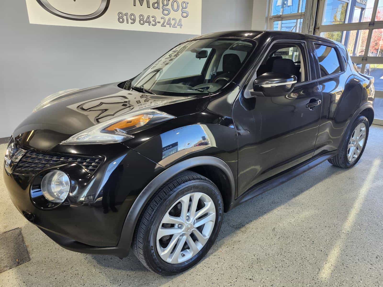 Image 2 Nissan Juke SV 2015