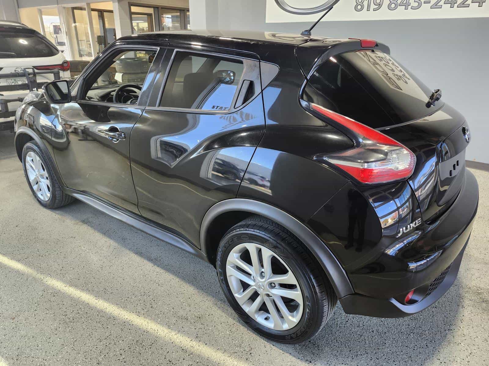 Image 3 Nissan Juke SV 2015