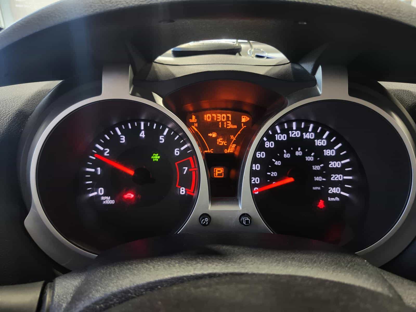 Image 17 Nissan Juke SV 2015