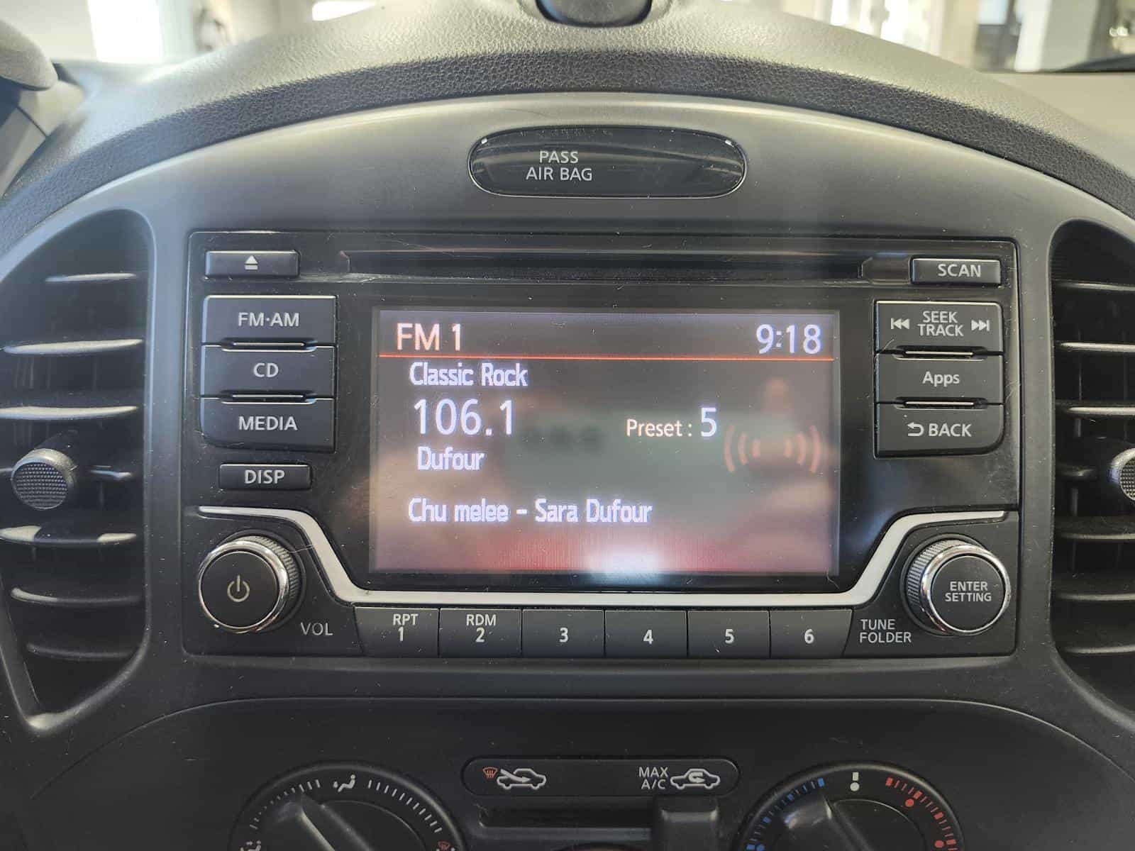 Image 18 Nissan Juke SV 2015