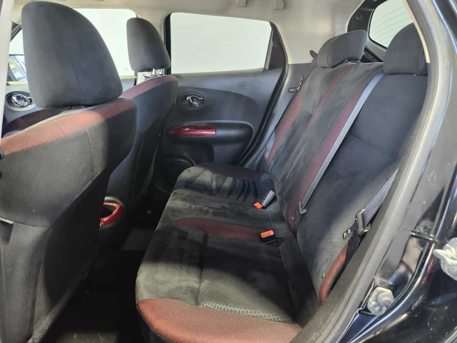 2015 Nissan Juke SV - Image 22