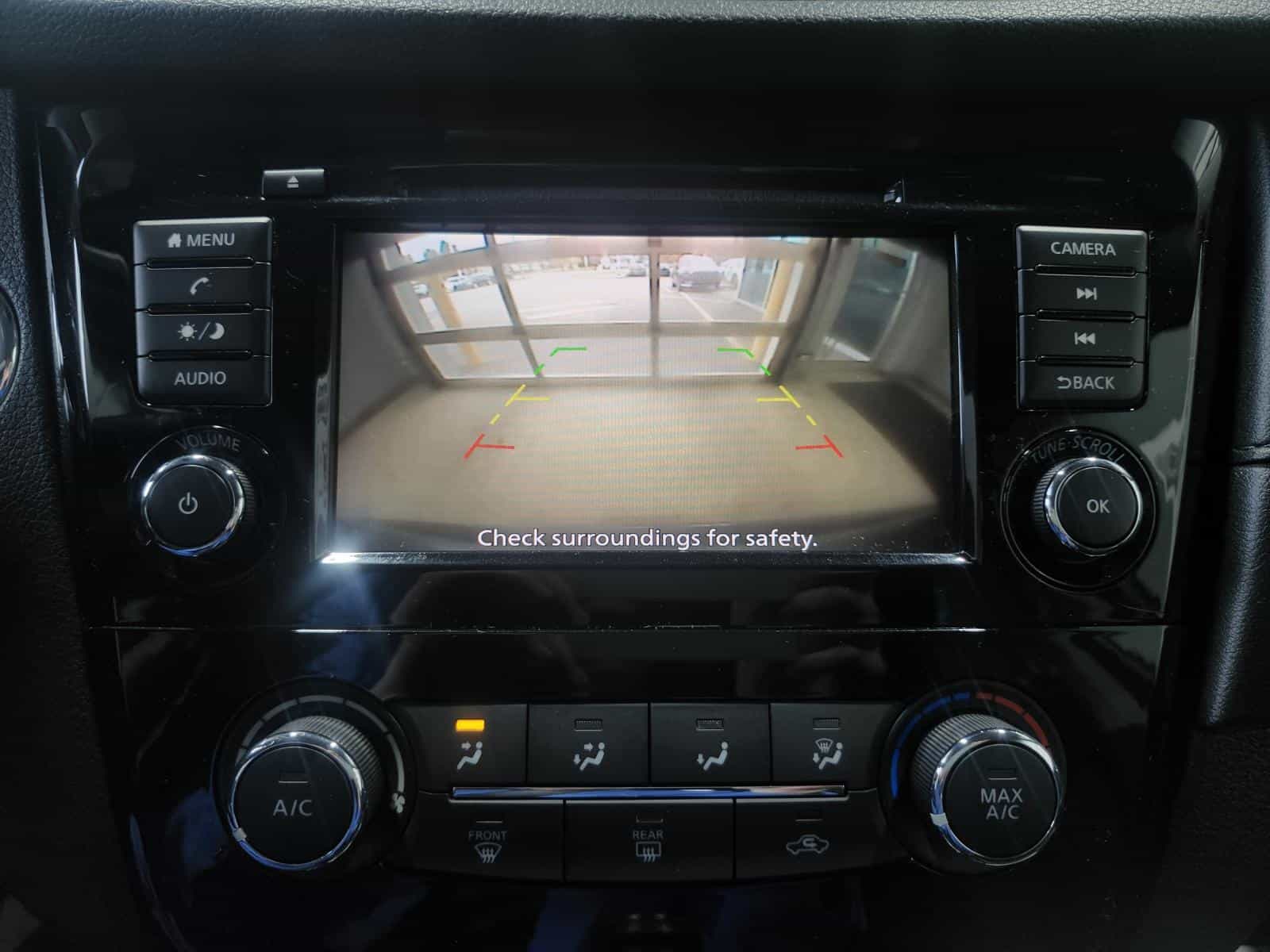 2020 Nissan Rogue SV - Image 19