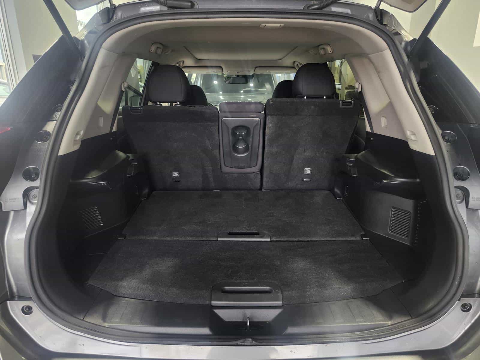 Image 22 Nissan Rogue SV 2020