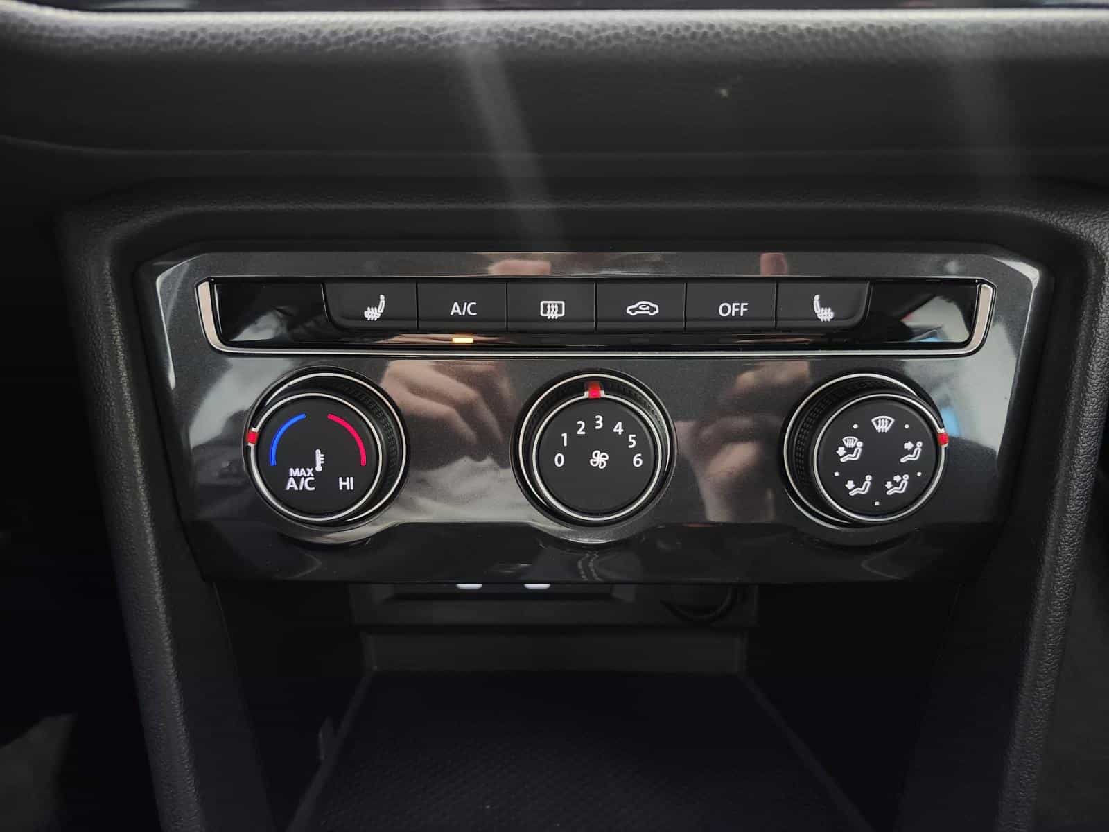 2024 Volkswagen Tiguan Trendline - Image 19