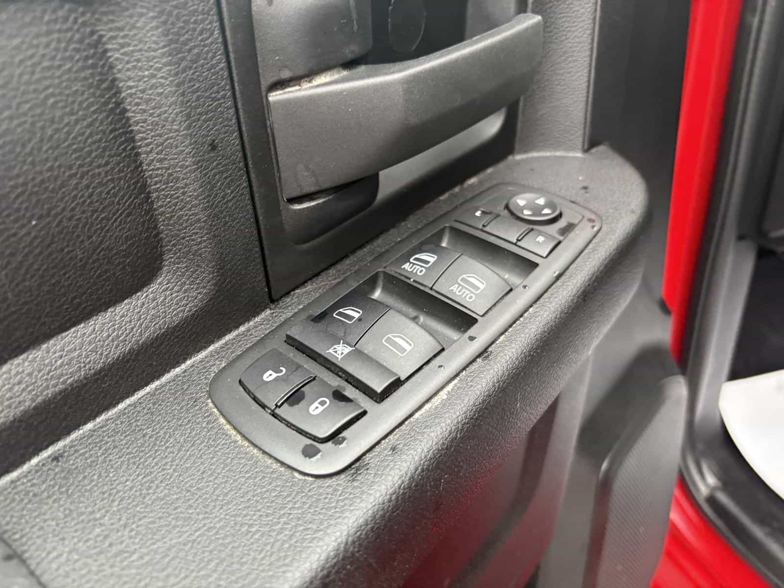 Image 10 RAM 1500 Classic Tradesman 2021