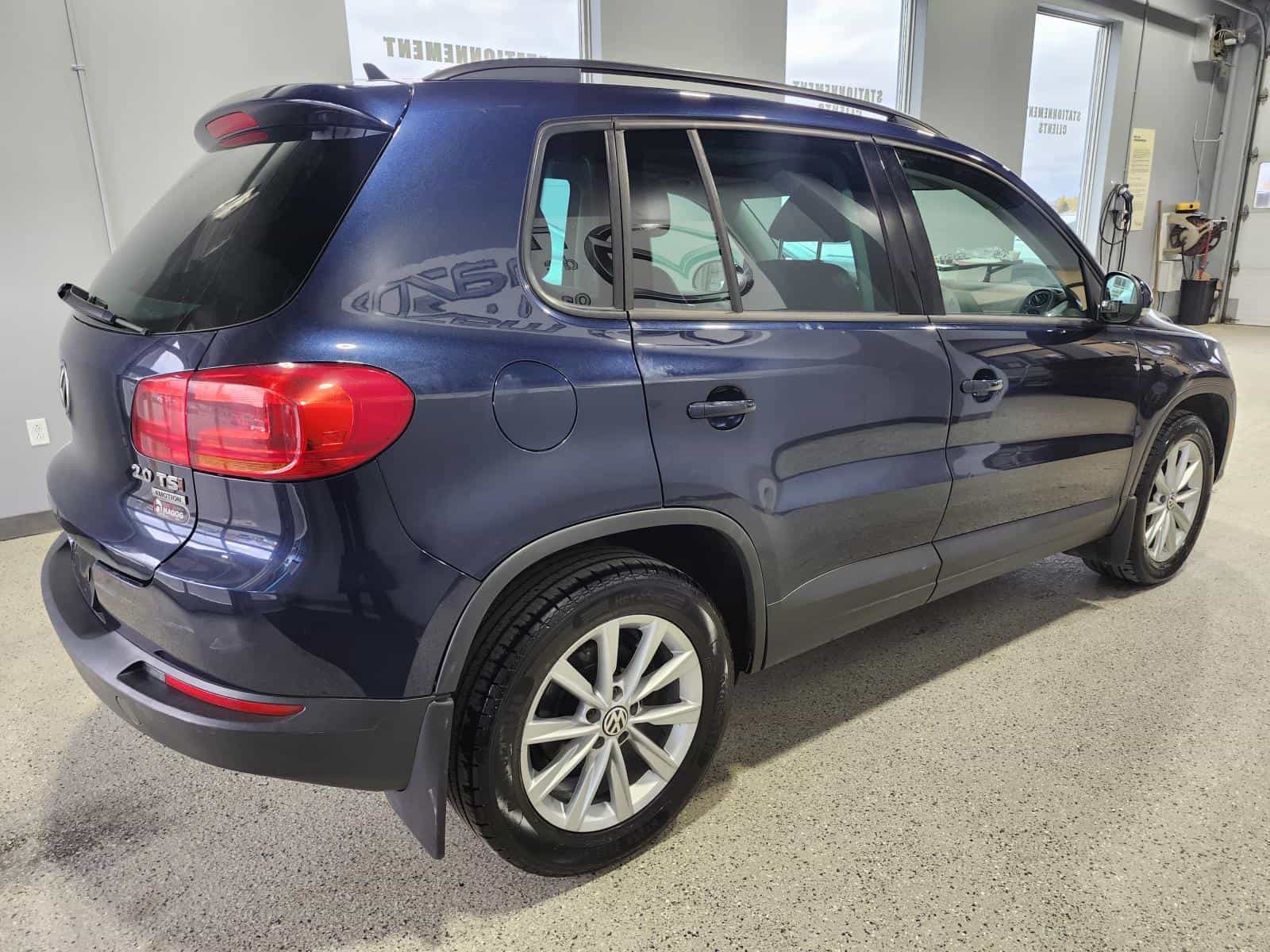 Image 5 Volkswagen Tiguan Comfortline 2014