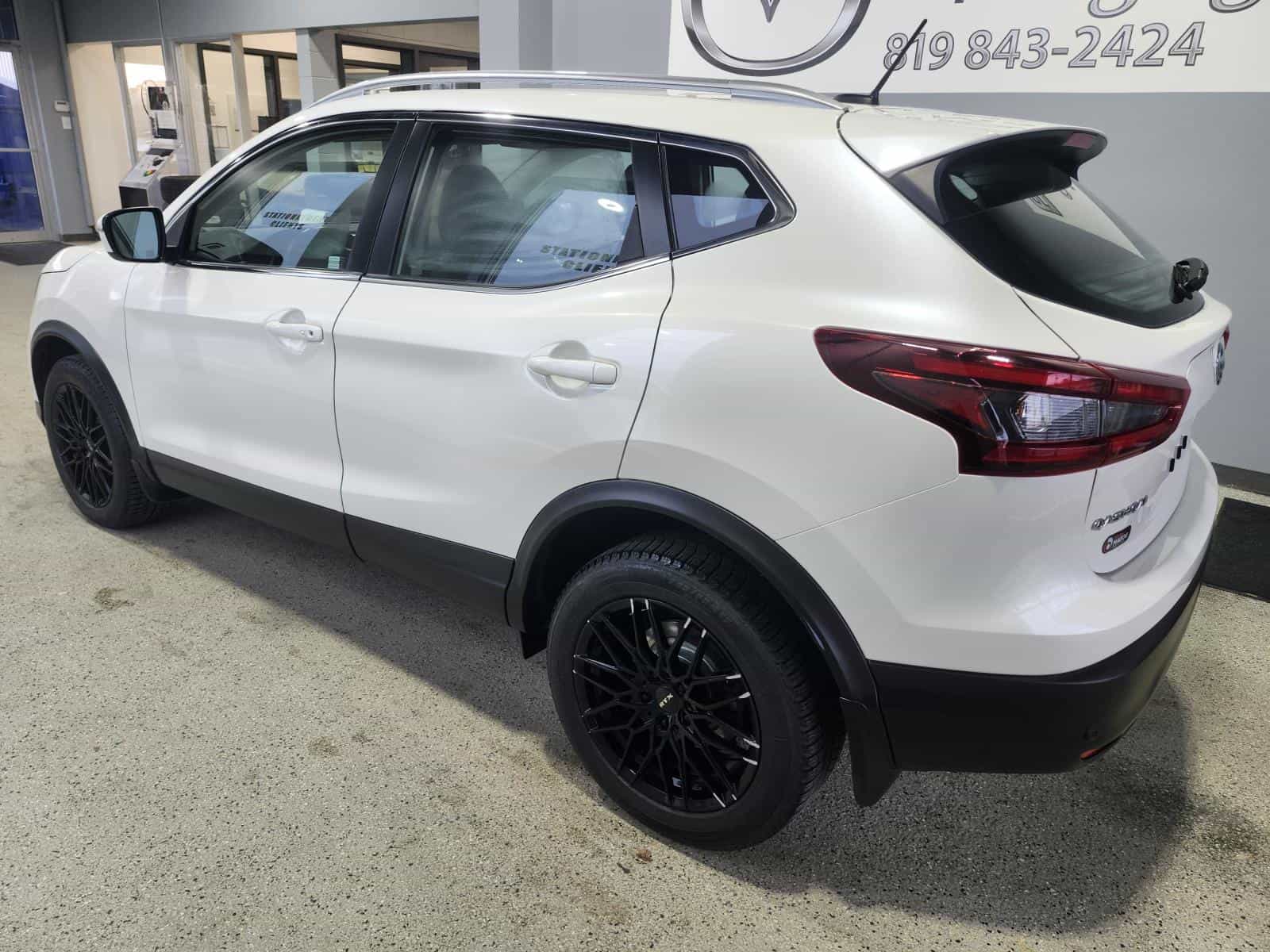 2022 Nissan Qashqai SV - Image 3