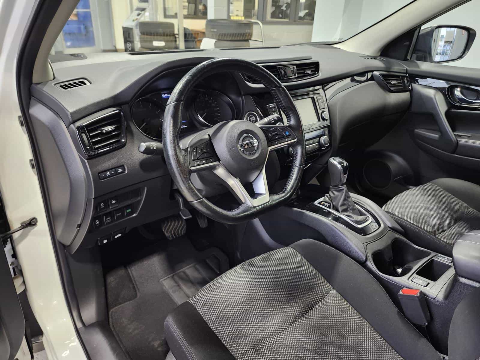 Image 11 Nissan Qashqai SV 2022