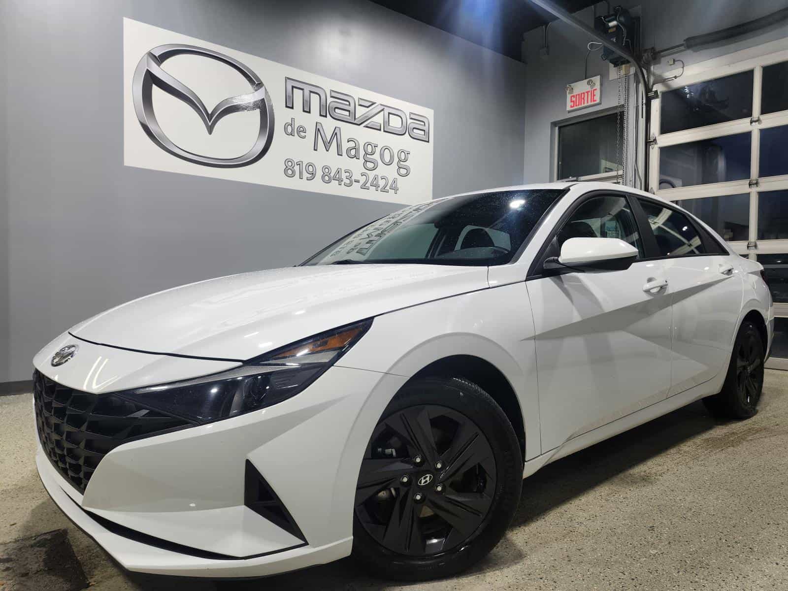 Image 1 Hyundai Elantra Preferred 2022