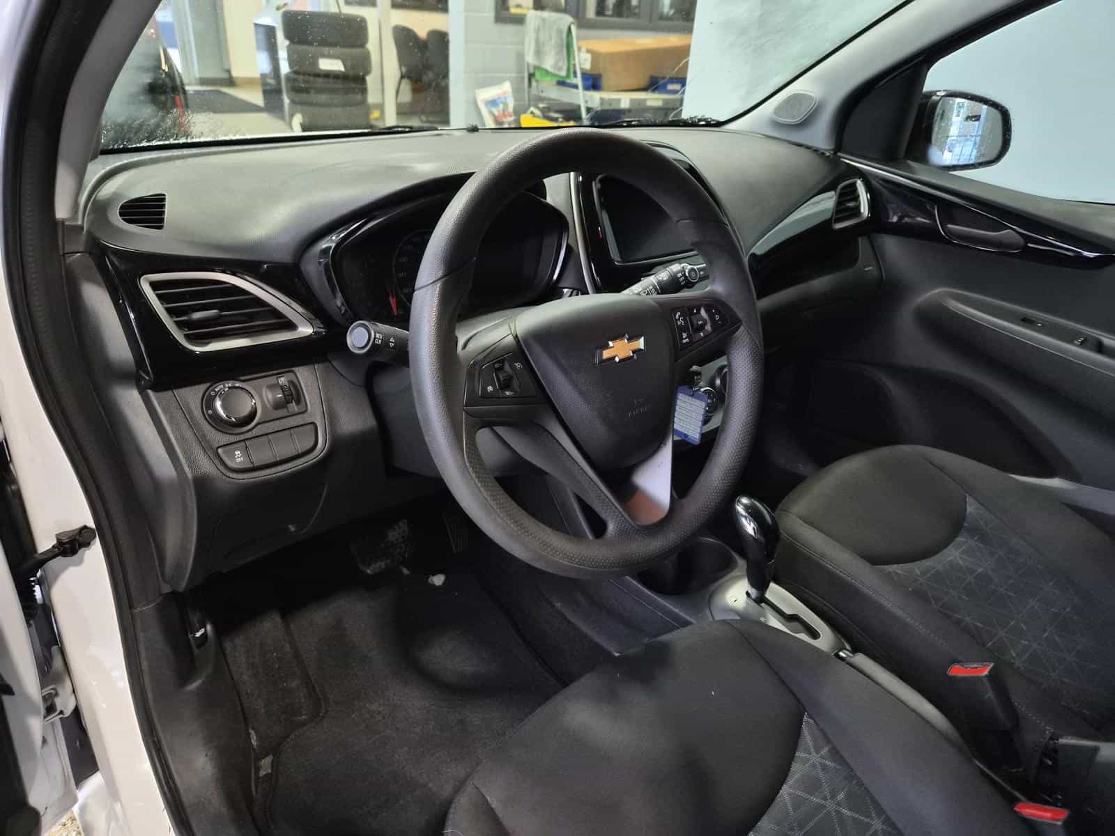 Image 11 Chevrolet Spark 1LT 2022